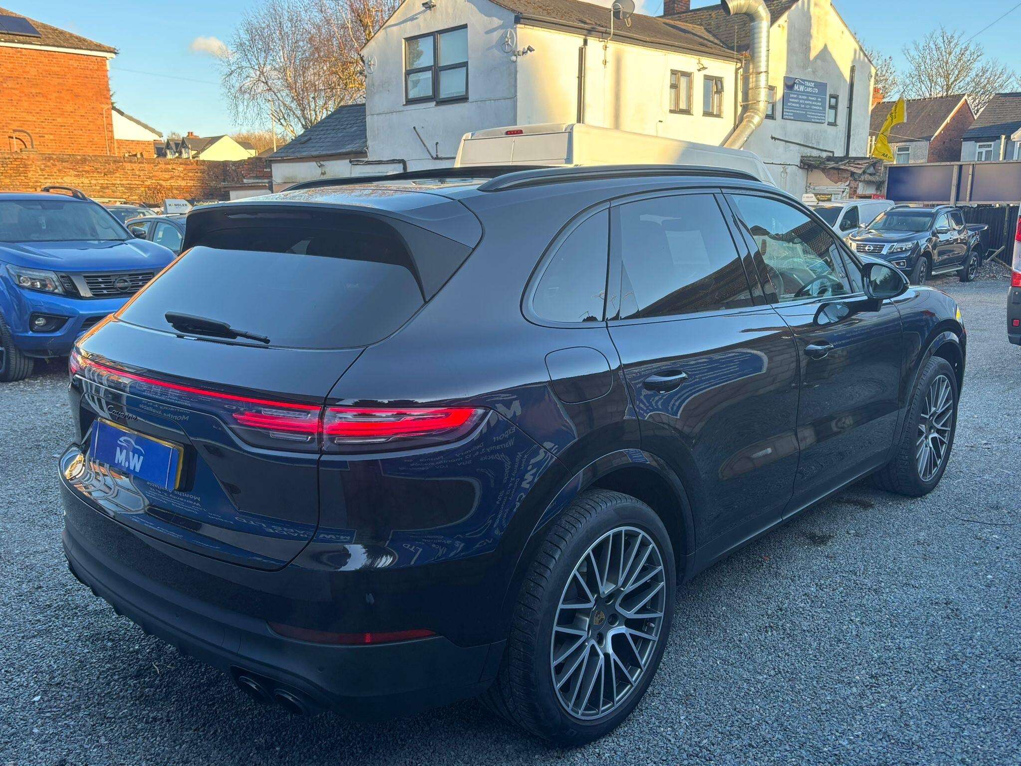 2022 PORSCHE CAYENNE 2022 PORSCHE CAYENNE