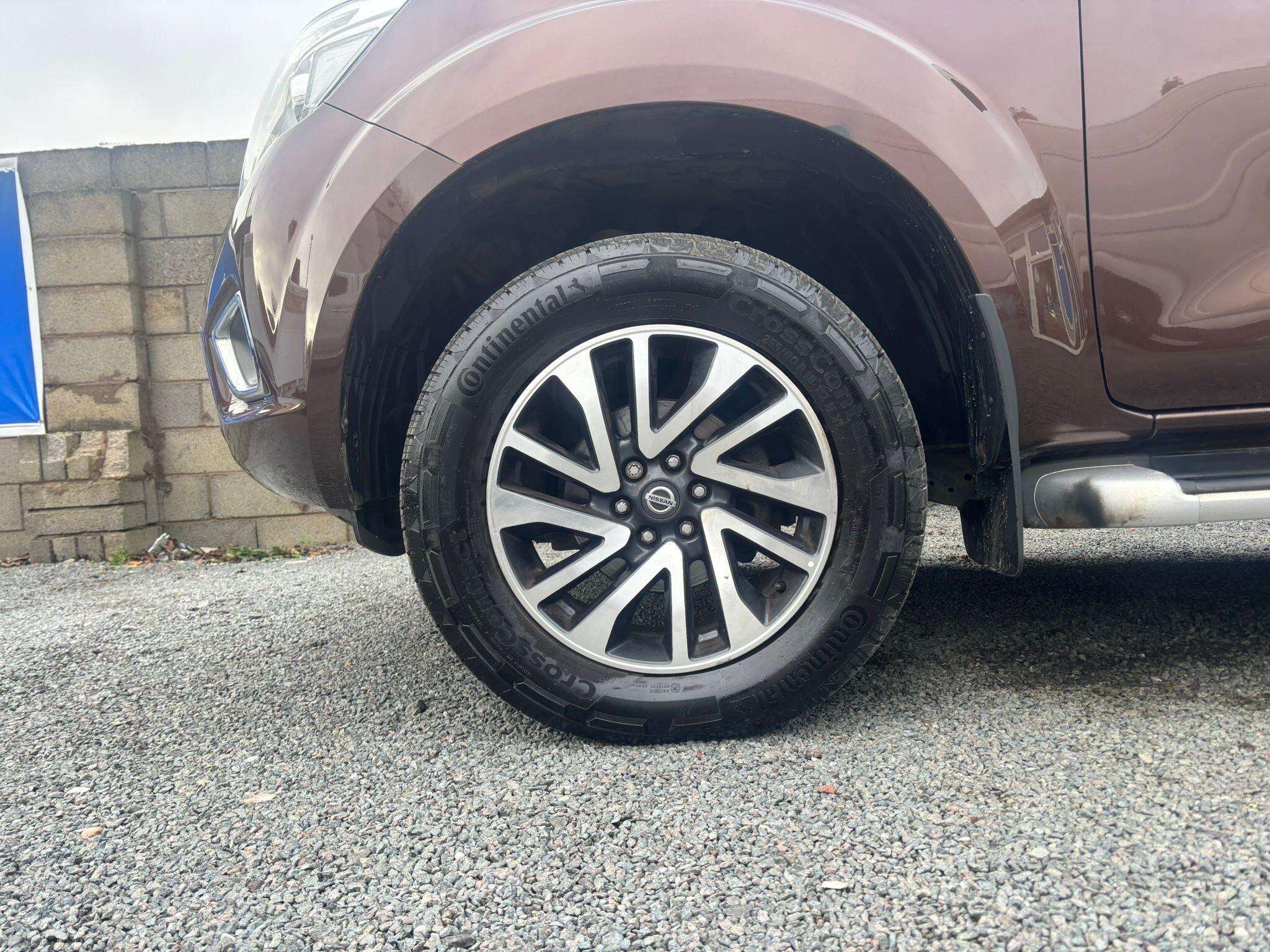 A 2019 NISSAN NAVARA 2.3 dCi Tekna Auto 4WD Euro 6 4dr A 2019 NISSAN NAVARA 2.3 dCi Tekna Auto 4WD Euro 6 4dr