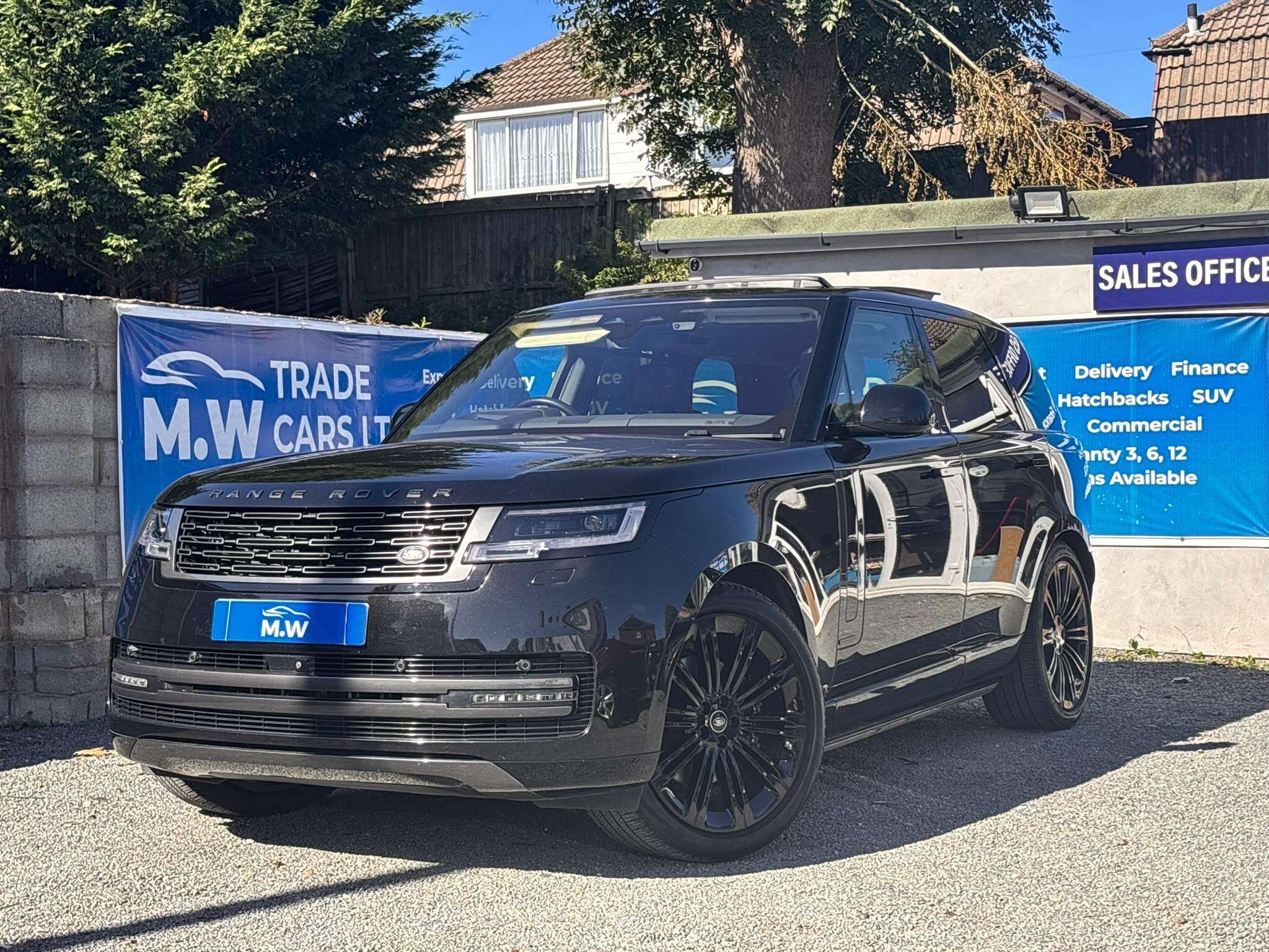 A 2023 LAND ROVER RANGE ROVER 3.0 D350 MHEV Autobiography Auto 4WD Euro 6 (s/s) 5dr A 2023 LAND ROVER RANGE ROVER 3.0 D350 MHEV Autobiography Auto 4WD Euro 6 (s/s) 5dr