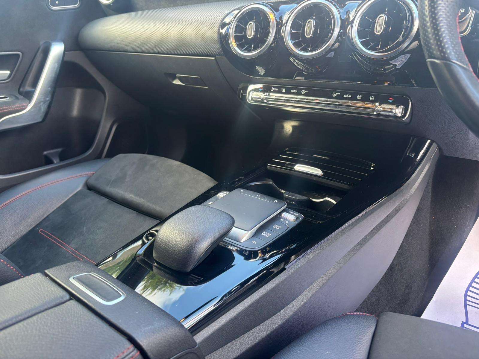 2021 MERCEDES-BENZ A CLASS 2021 MERCEDES-BENZ A CLASS