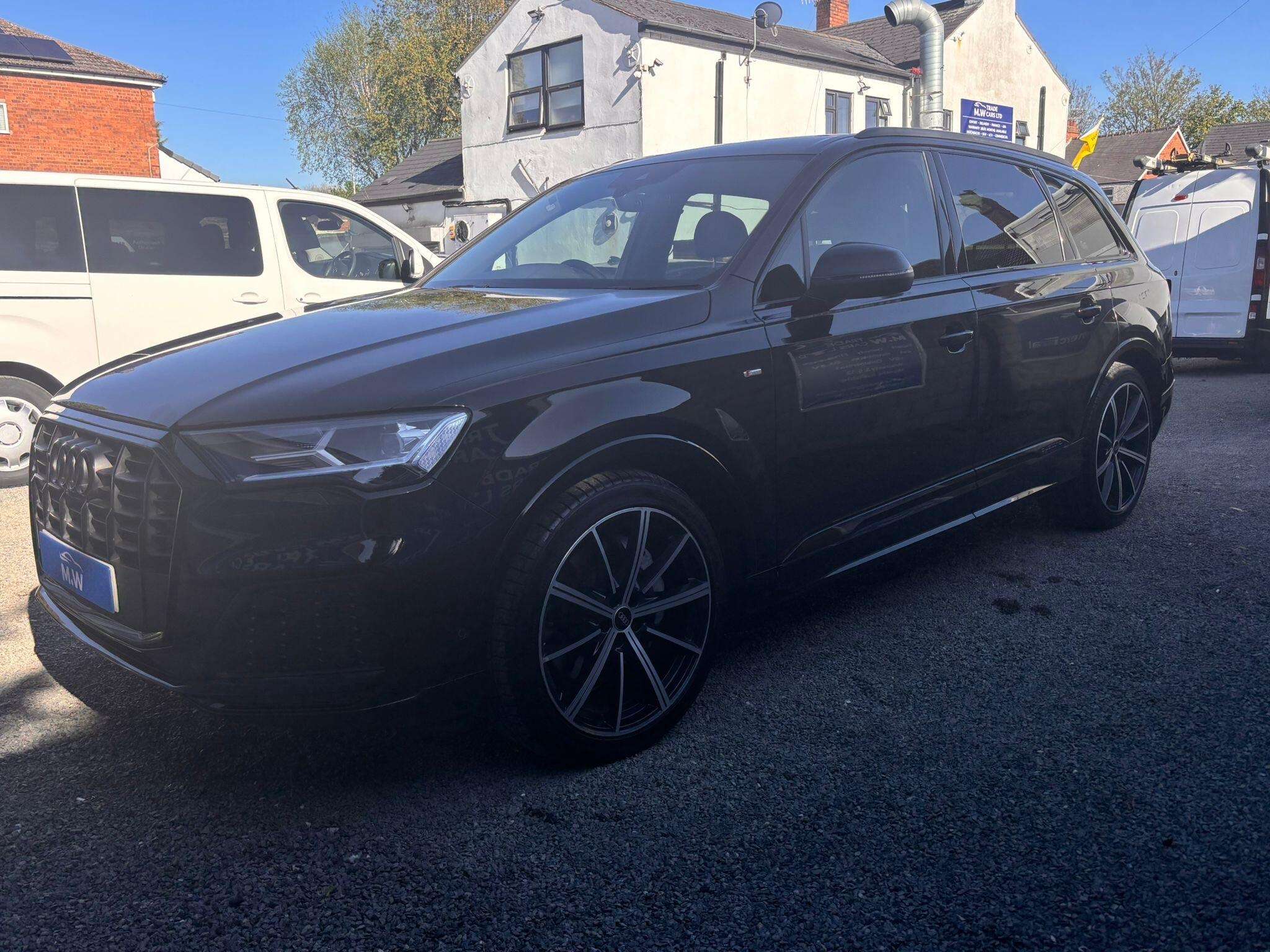 2022 AUDI Q7 2022 AUDI Q7