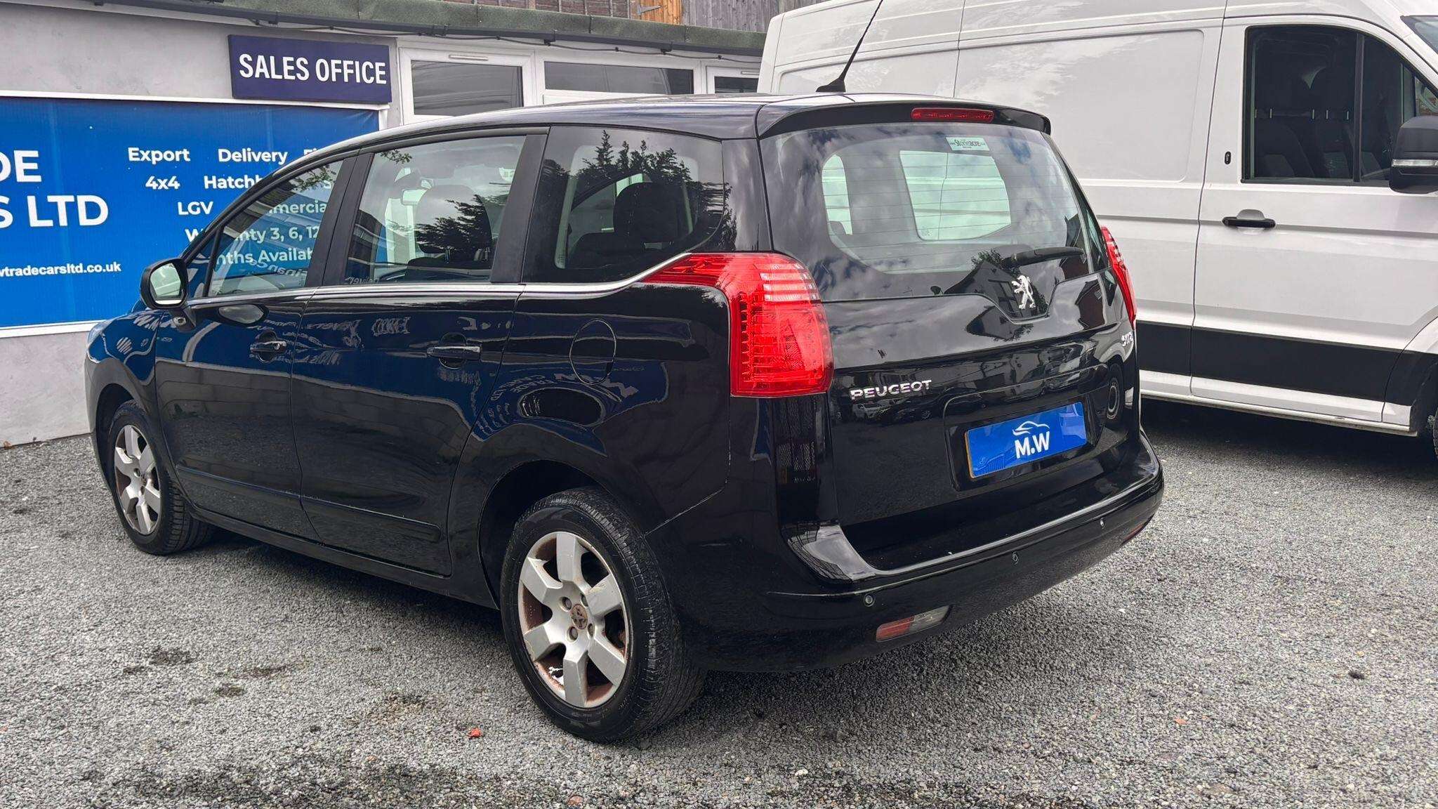 A 2011 PEUGEOT 5008 1.6 VTi Sport Euro 5 5dr A 2011 PEUGEOT 5008 1.6 VTi Sport Euro 5 5dr