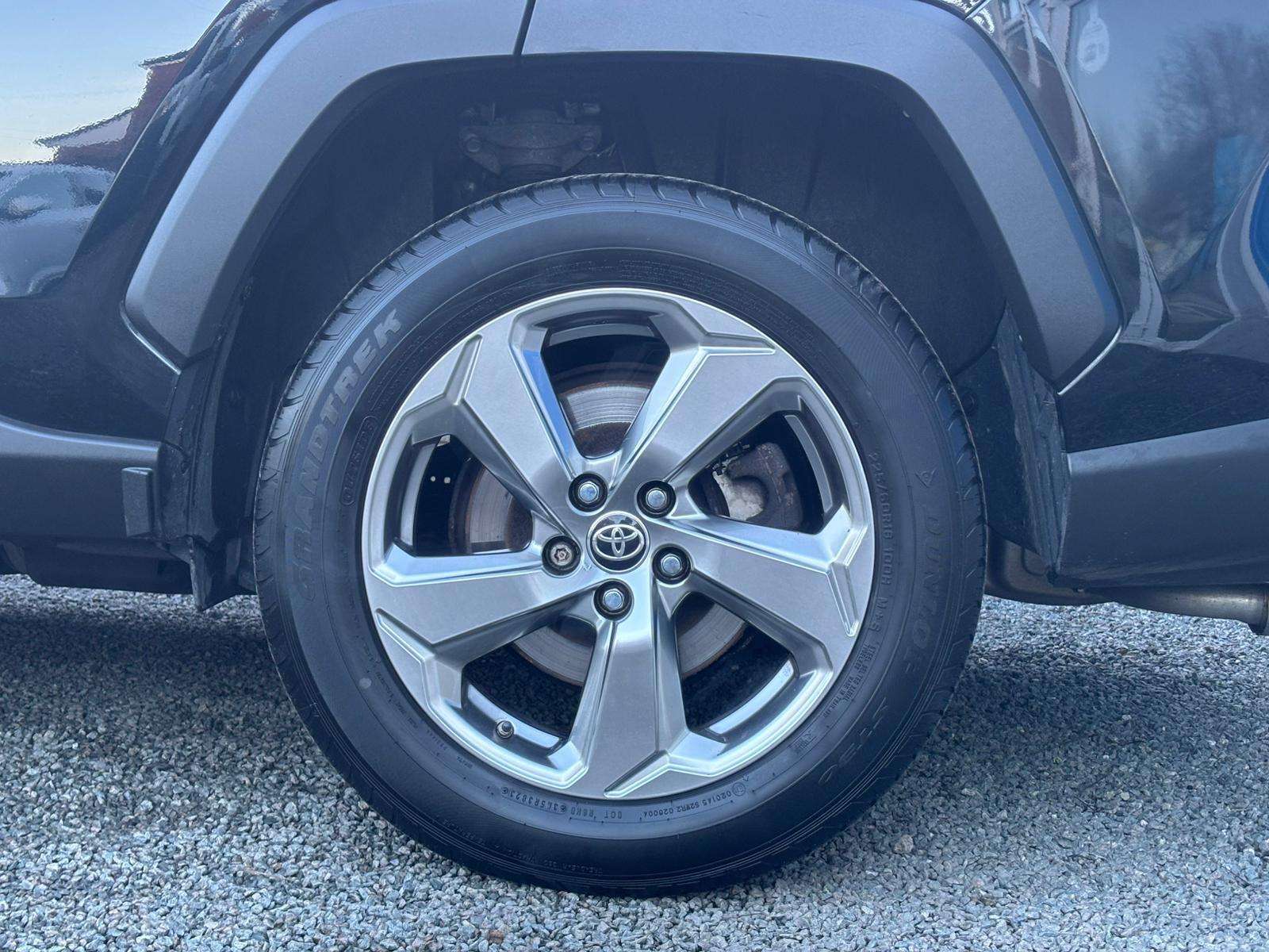 2020 TOYOTA RAV4 2020 TOYOTA RAV4