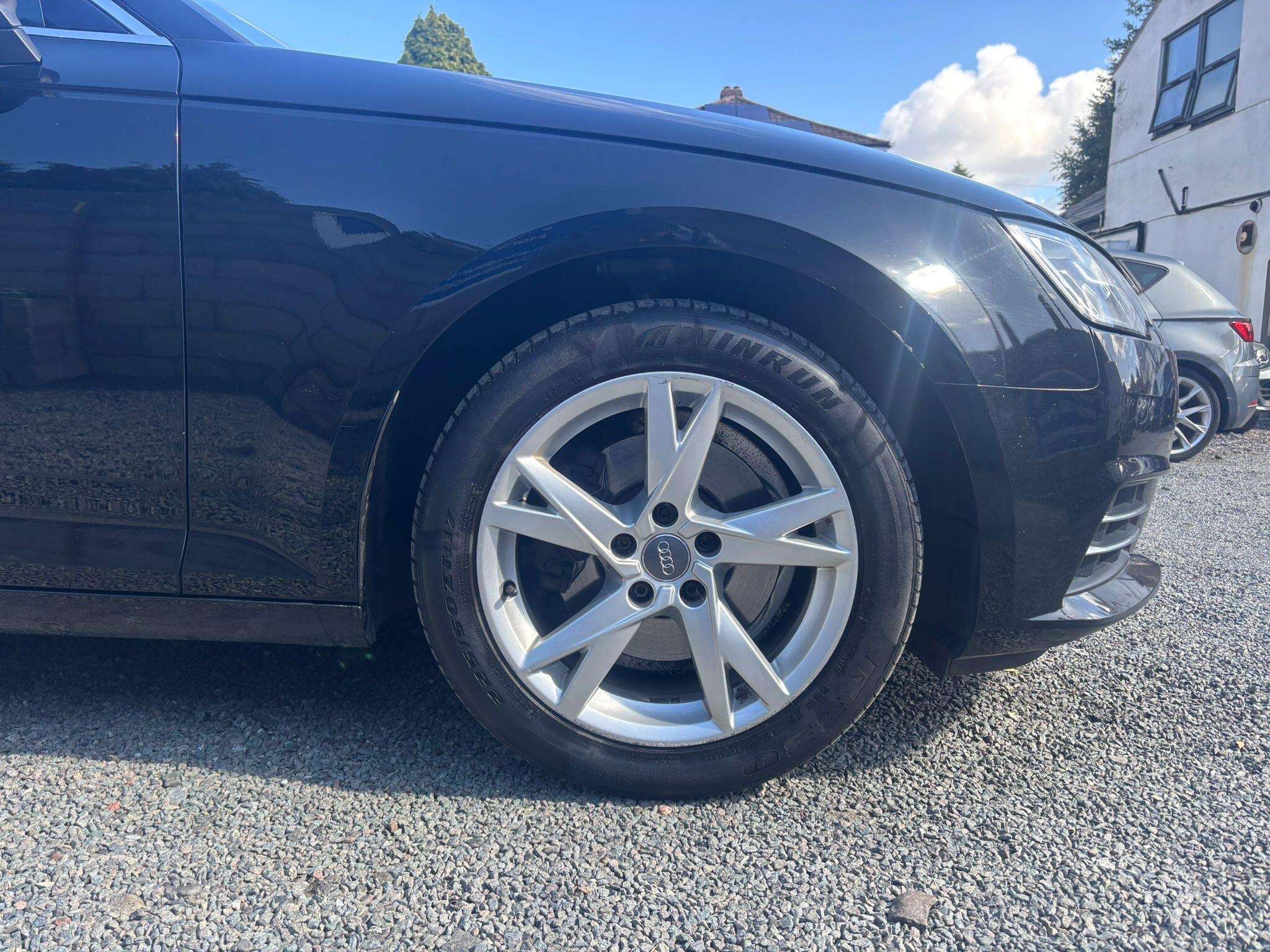 2017 AUDI A4 2017 AUDI A4