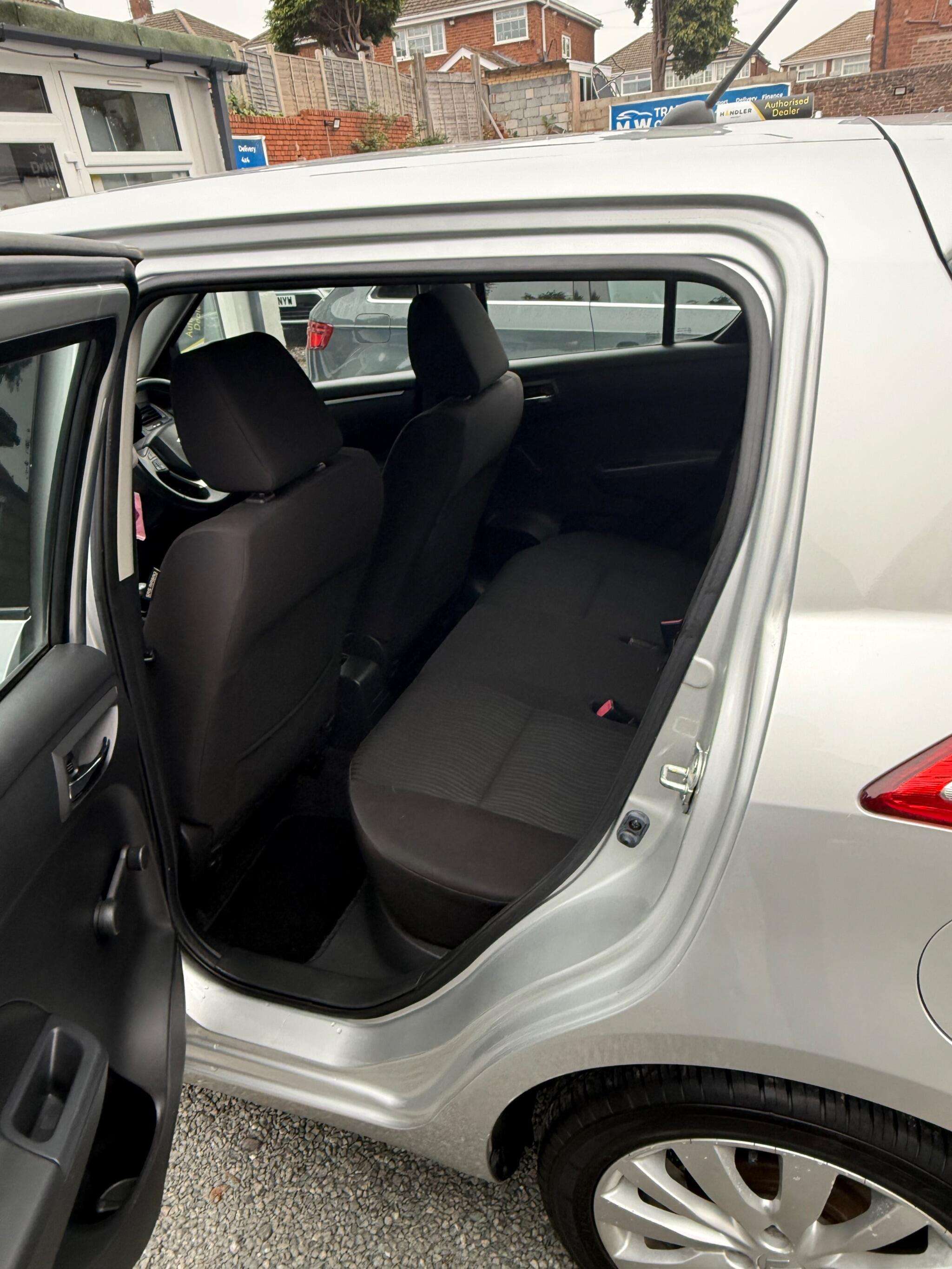 2013 SUZUKI SWIFT 2013 SUZUKI SWIFT