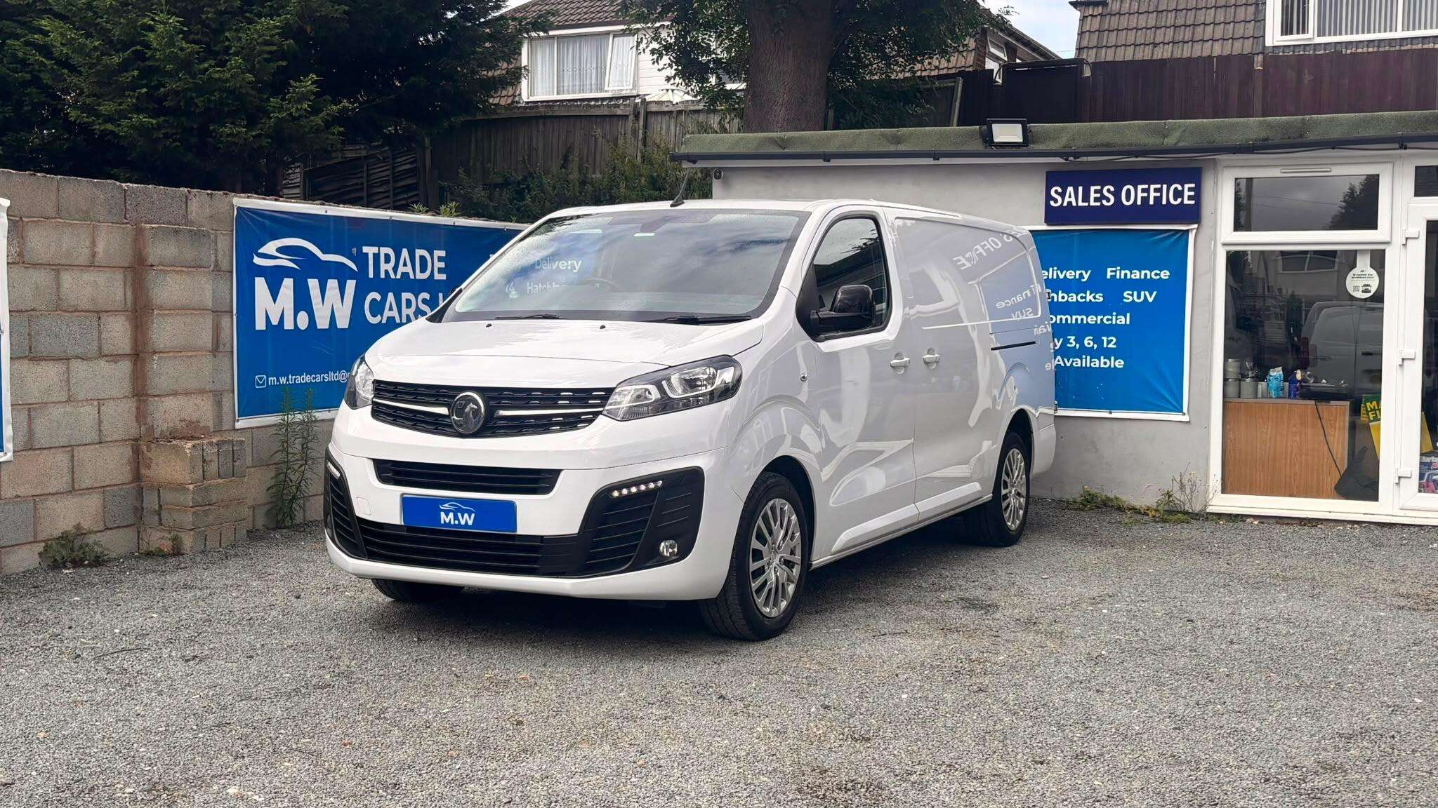 A 2023 VAUXHALL VIVARO 1.5 Turbo D 2900 Pro L2 H1 Euro 6 (s/s) 6dr A 2023 VAUXHALL VIVARO 1.5 Turbo D 2900 Pro L2 H1 Euro 6 (s/s) 6dr