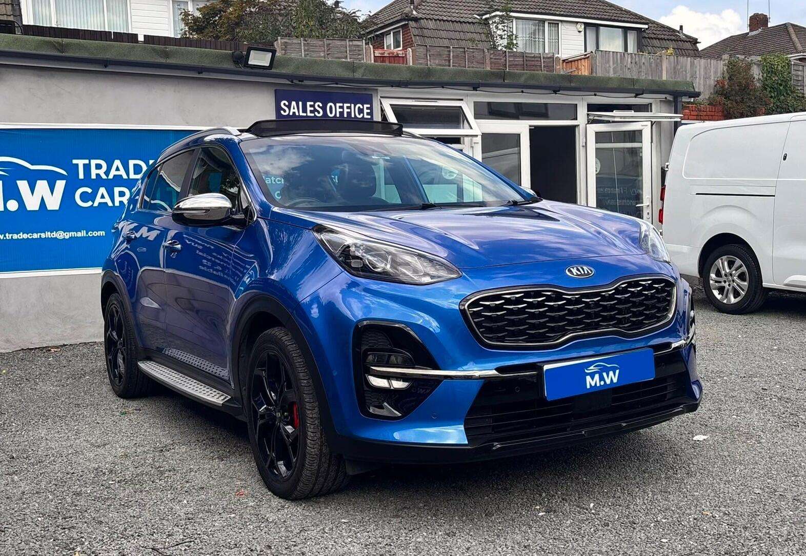 A 2019 KIA SPORTAGE 1.6 T-GDi GT-Line S DCT AWD Euro 6 (s/s) 5dr A 2019 KIA SPORTAGE 1.6 T-GDi GT-Line S DCT AWD Euro 6 (s/s) 5dr