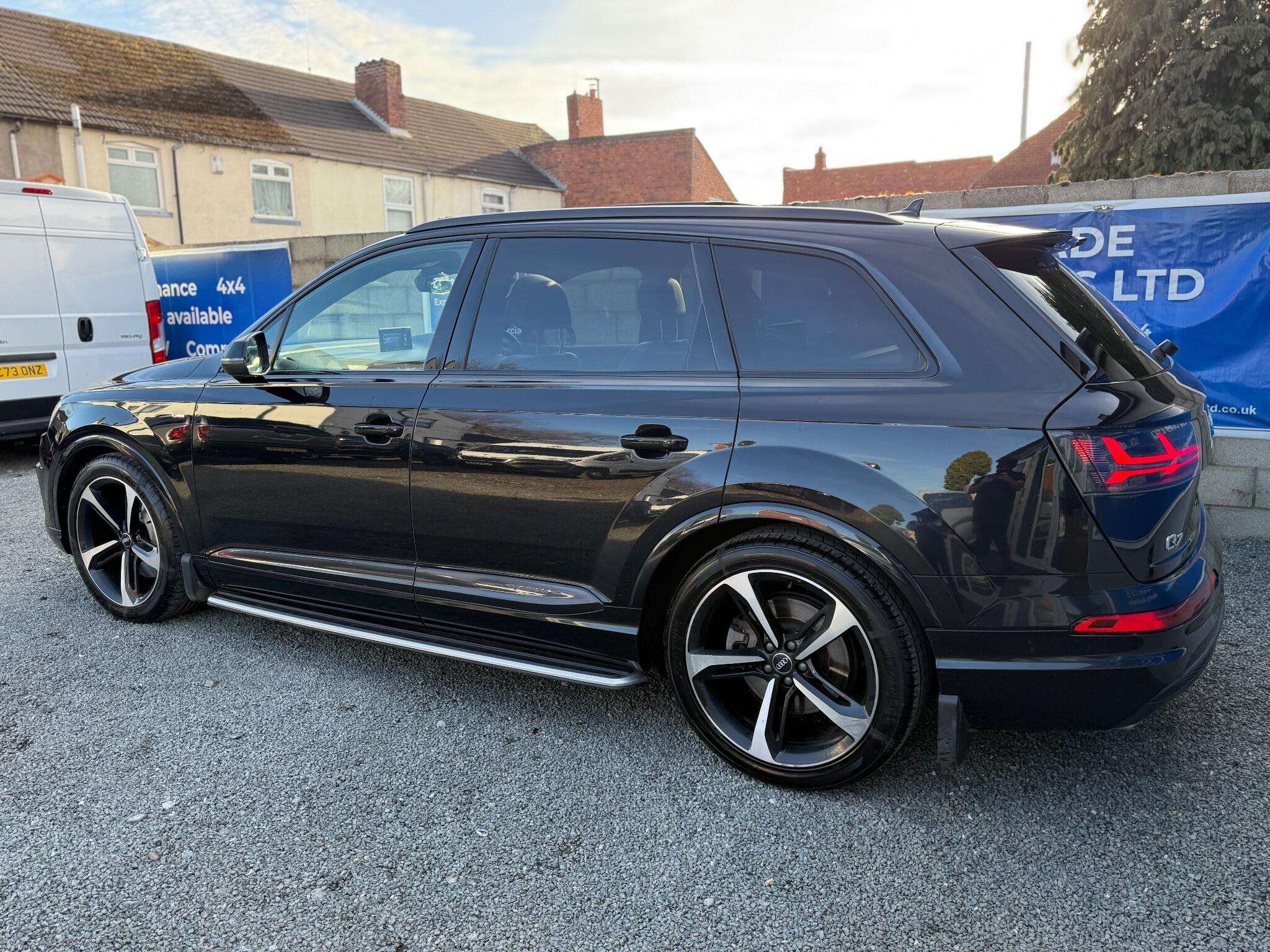 2018 AUDI Q7 2018 AUDI Q7