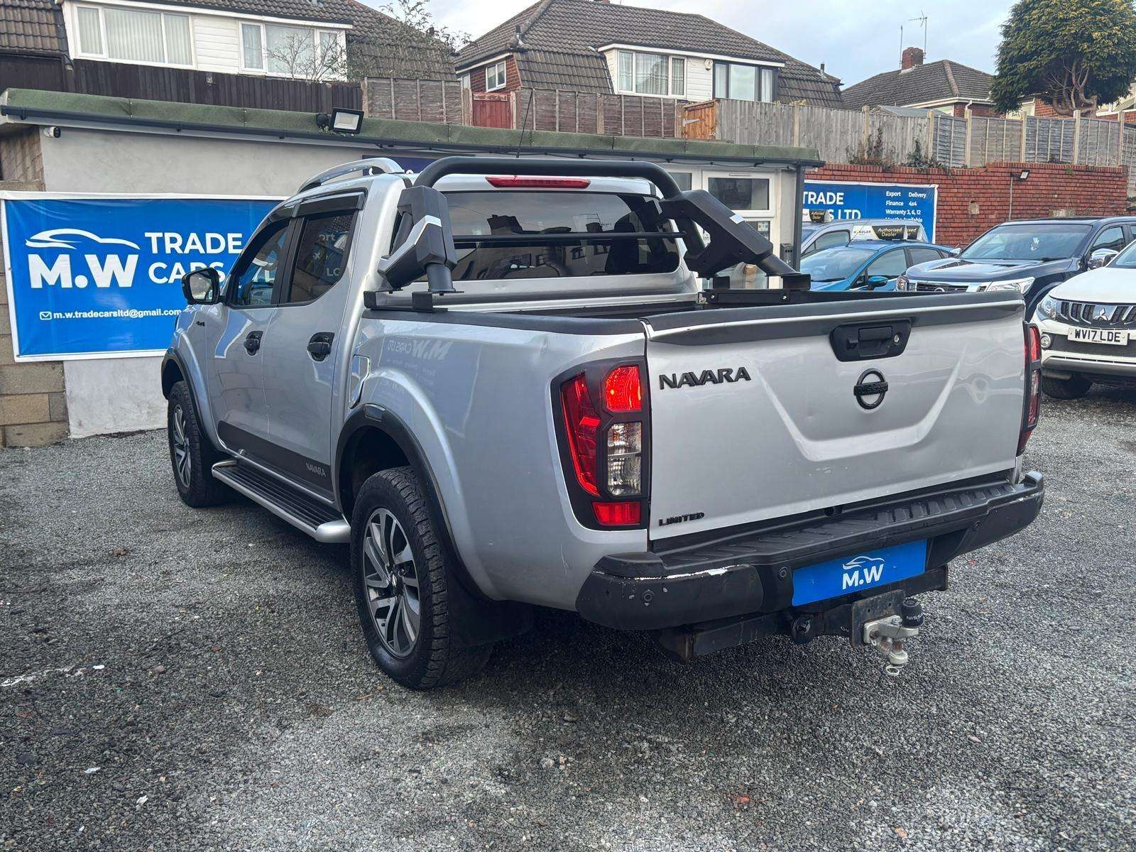 A 2017 NISSAN NAVARA 2.3 dCi Tekna 4WD Euro 6 (s/s) 4dr A 2017 NISSAN NAVARA 2.3 dCi Tekna 4WD Euro 6 (s/s) 4dr