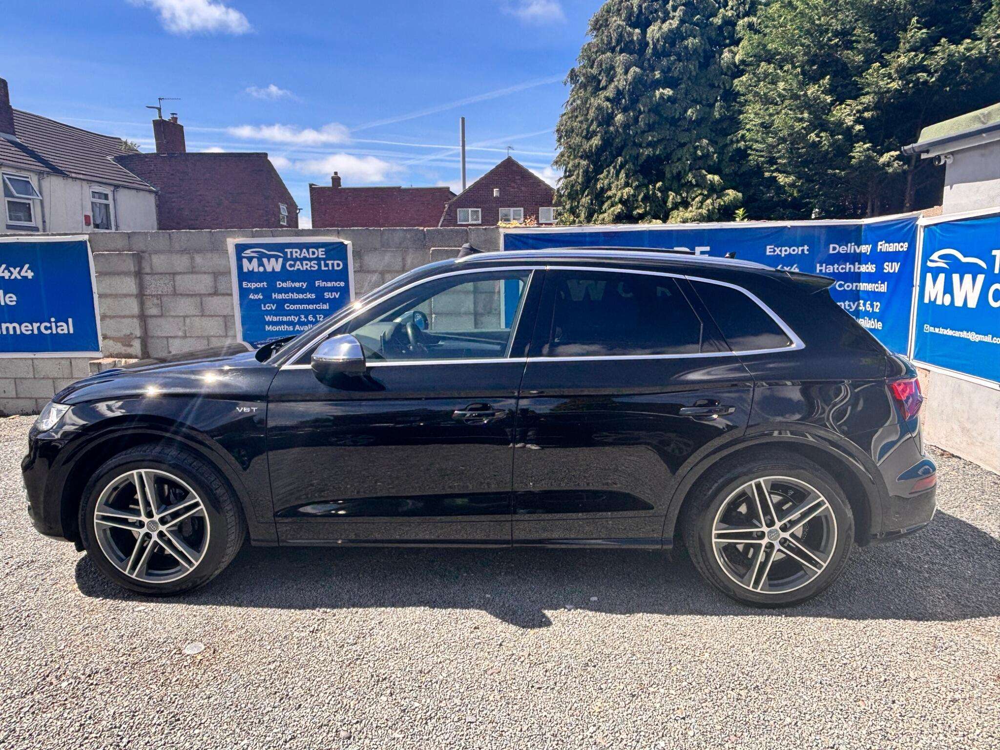 A 2018 AUDI SQ5 3.0 TFSI V6 Tiptronic quattro Euro 6 (s/s) 5dr A 2018 AUDI SQ5 3.0 TFSI V6 Tiptronic quattro Euro 6 (s/s) 5dr