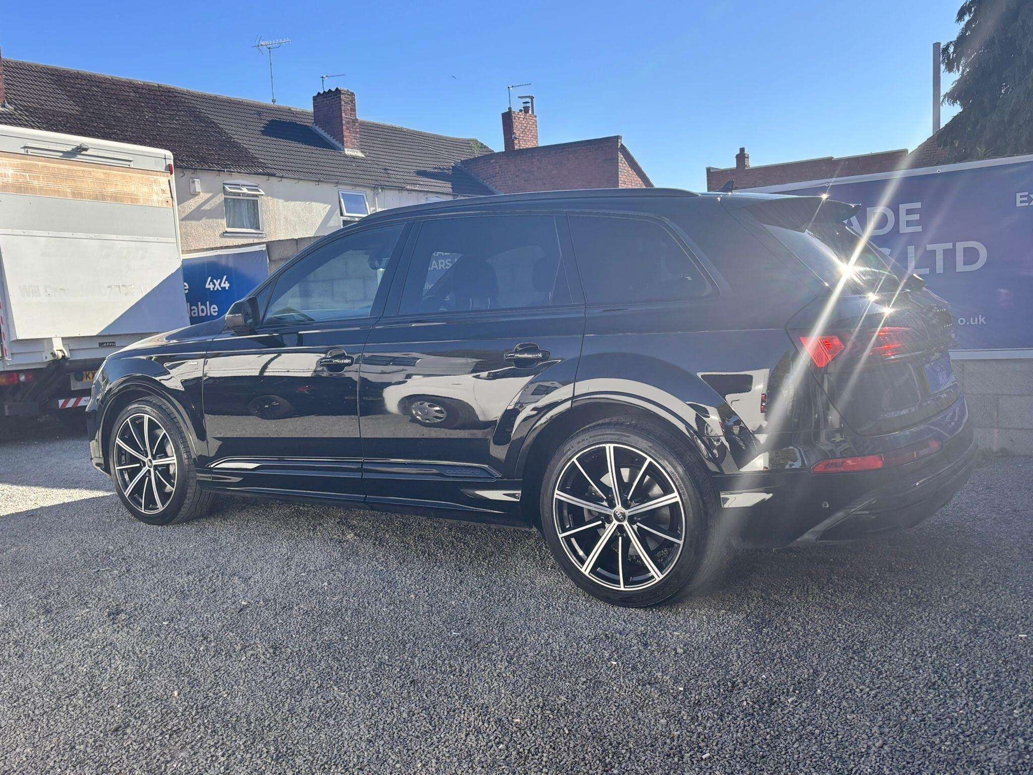 2022 AUDI Q7 2022 AUDI Q7
