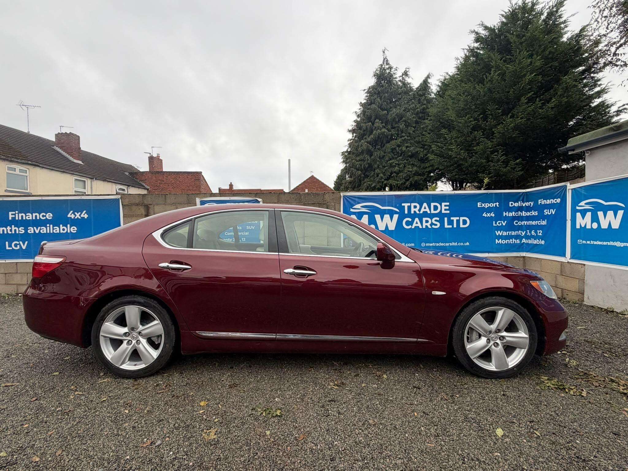 A 2007 LEXUS LS 4.6 460 V8 SE-L Auto Euro 4 4dr A 2007 LEXUS LS 4.6 460 V8 SE-L Auto Euro 4 4dr