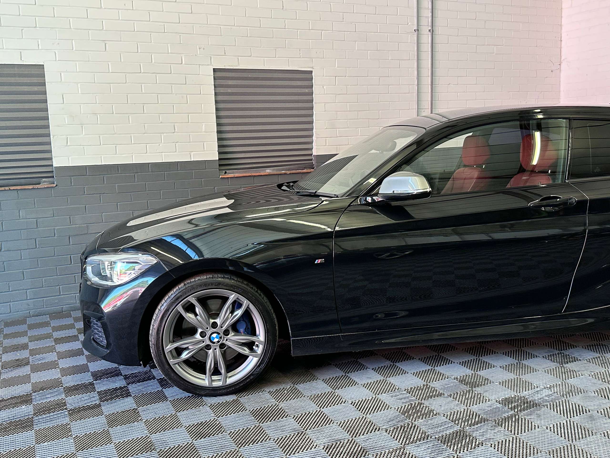 2017 BMW 1 SERIES 2017 BMW 1 SERIES
