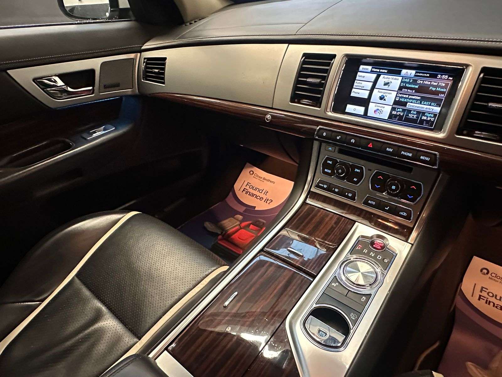 2015 JAGUAR XF 2015 JAGUAR XF