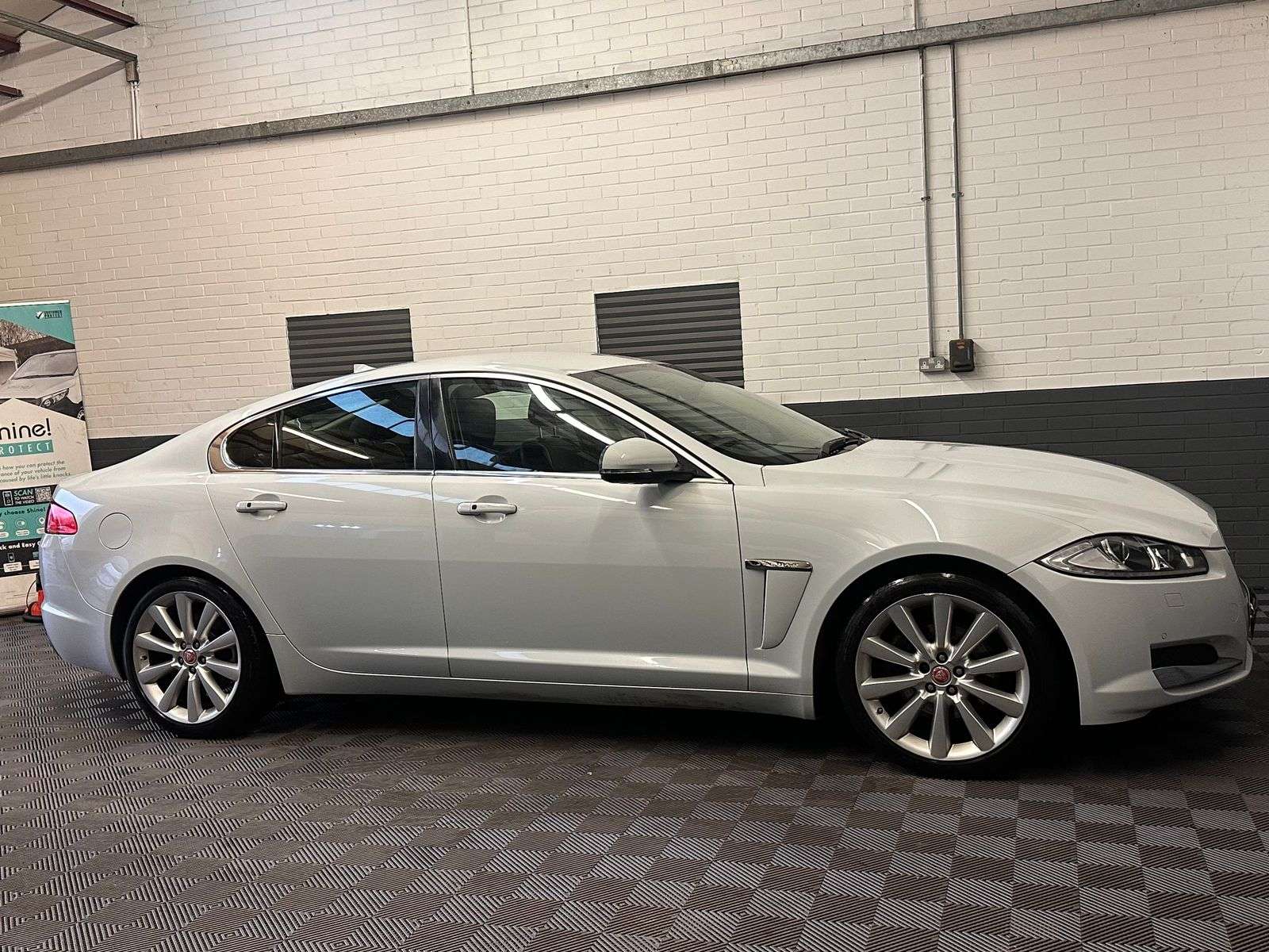 2015 JAGUAR XF 2015 JAGUAR XF