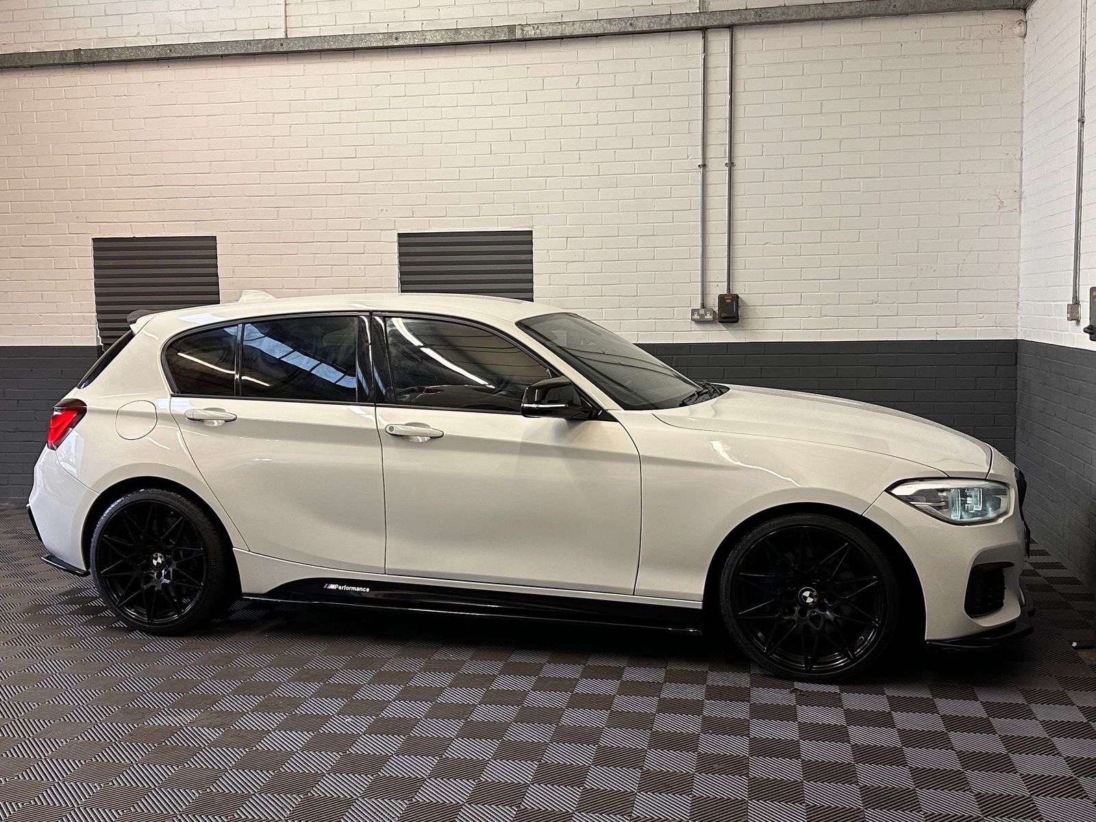 2015 BMW 1 SERIES 2015 BMW 1 SERIES