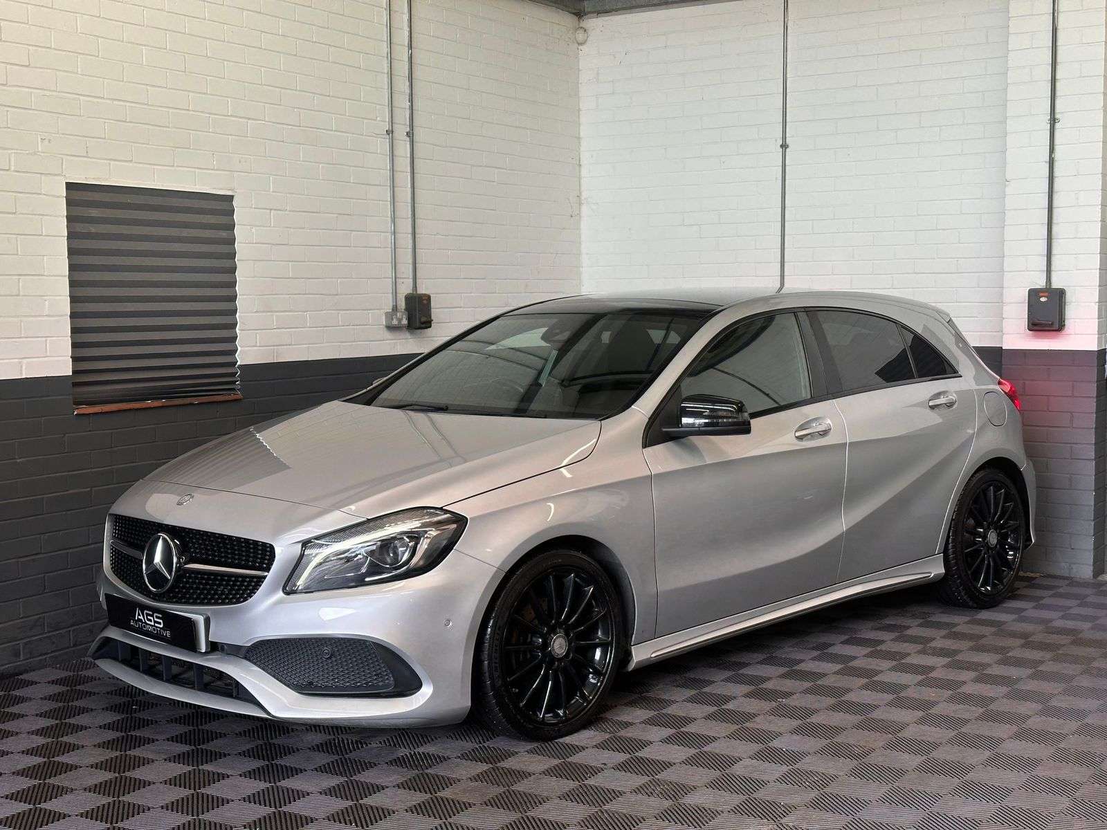 A 2017 MERCEDES-BENZ A CLASS 2.1 A200d AMG Line (Premium Plus) Hatchback 5dr Diesel 7G-DCT Euro 6 (s/s) (136 ps) A 2017 MERCEDES-BENZ A CLASS 2.1 A200d AMG Line (Premium Plus) Hatchback 5dr Diesel 7G-DCT Euro 6 (s/s) (136 ps)