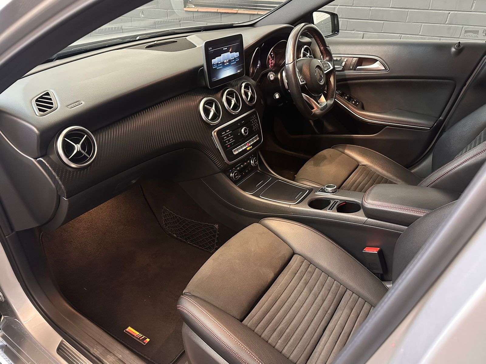 2017 MERCEDES-BENZ A CLASS 2017 MERCEDES-BENZ A CLASS