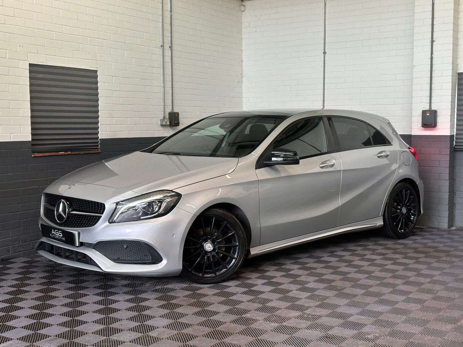 A 2017 MERCEDES-BENZ A CLASS 2.1 A200d AMG Line (Premium Plus) Hatchback 5dr Diesel 7G-DCT Euro 6 (s/s) (136 ps) A 2017 MERCEDES-BENZ A CLASS 2.1 A200d AMG Line (Premium Plus) Hatchback 5dr Diesel 7G-DCT Euro 6 (s/s) (136 ps)