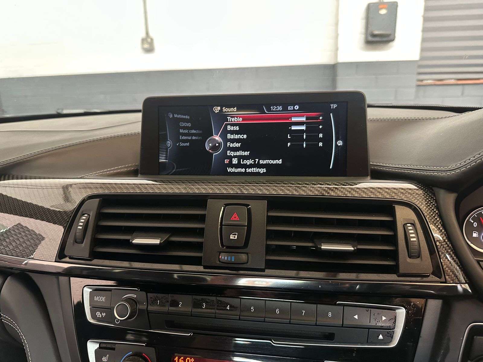2014 BMW M4 2014 BMW M4