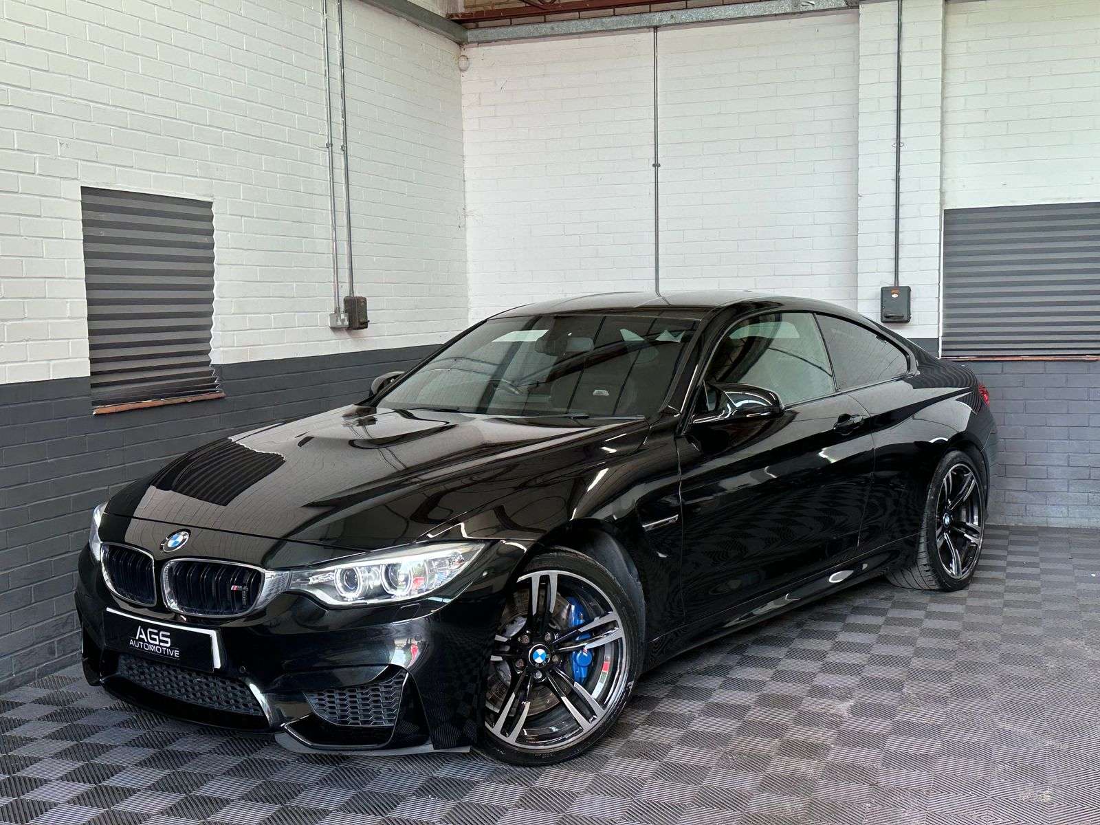 A 2014 BMW M4 3.0 BiTurbo Coupe 2dr Petrol DCT Euro 6 (s/s) (431 ps) A 2014 BMW M4 3.0 BiTurbo Coupe 2dr Petrol DCT Euro 6 (s/s) (431 ps)