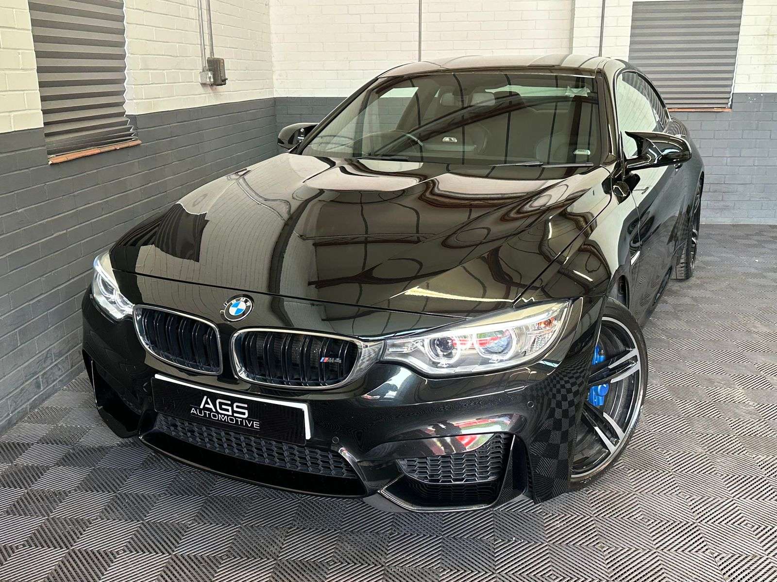 A 2014 BMW M4 3.0 BiTurbo Coupe 2dr Petrol DCT Euro 6 (s/s) (431 ps) A 2014 BMW M4 3.0 BiTurbo Coupe 2dr Petrol DCT Euro 6 (s/s) (431 ps)