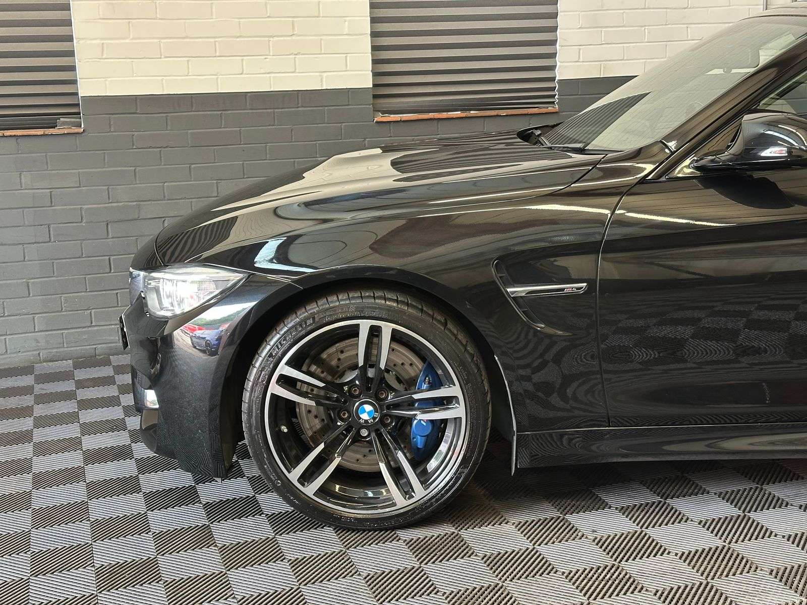 2014 BMW M4 2014 BMW M4