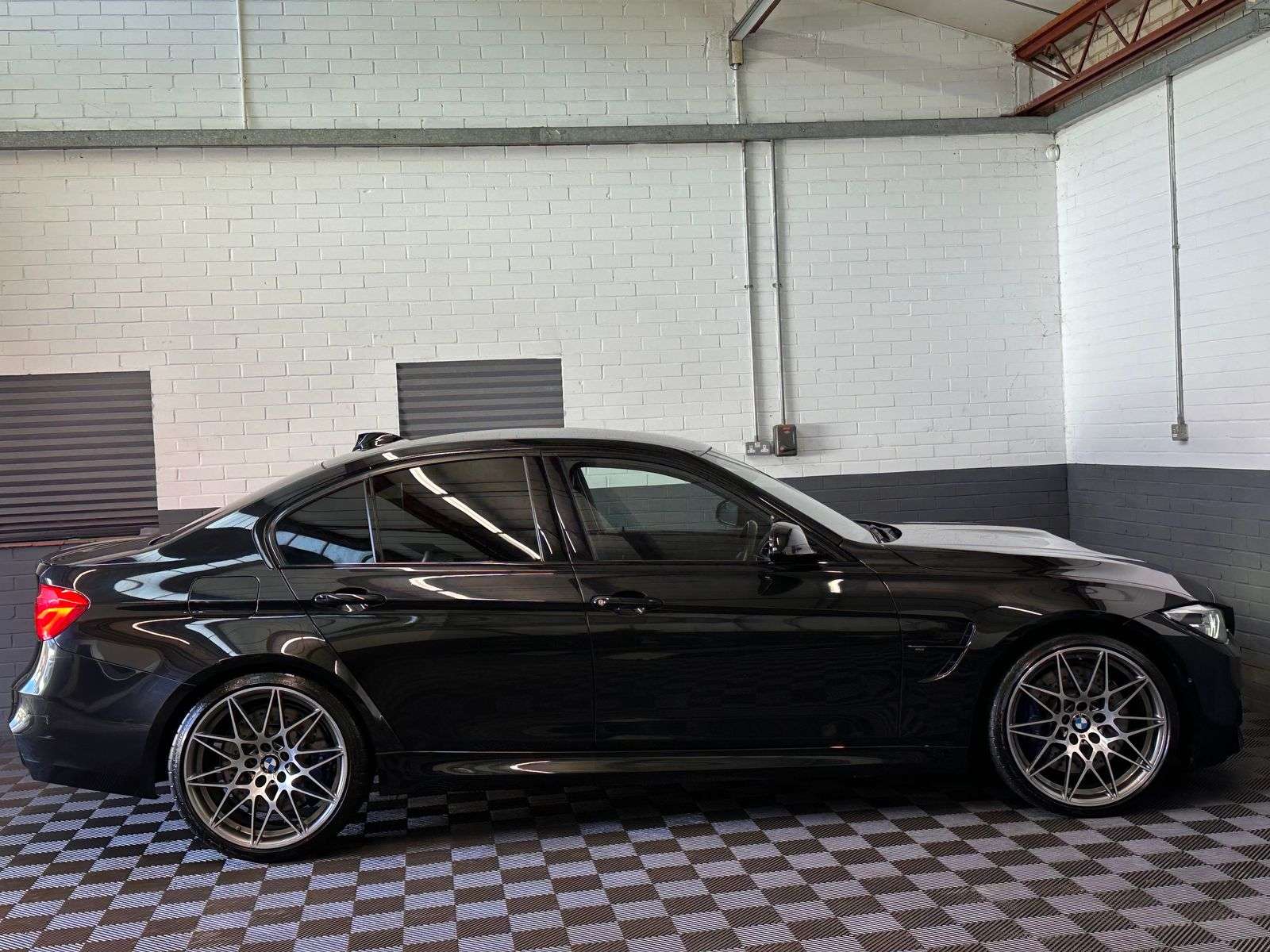 2018 BMW M3 2018 BMW M3