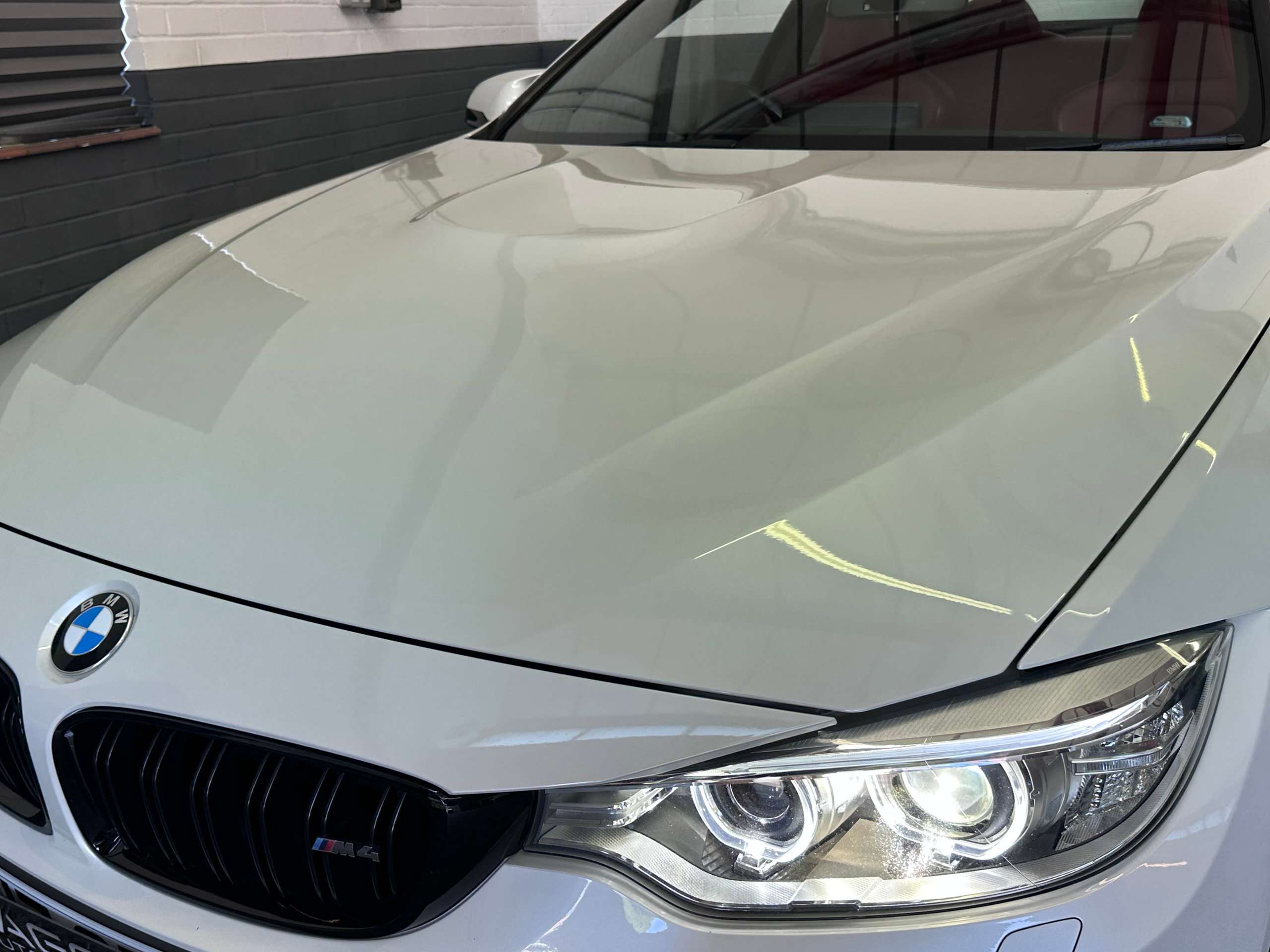 2017 BMW M4 2017 BMW M4