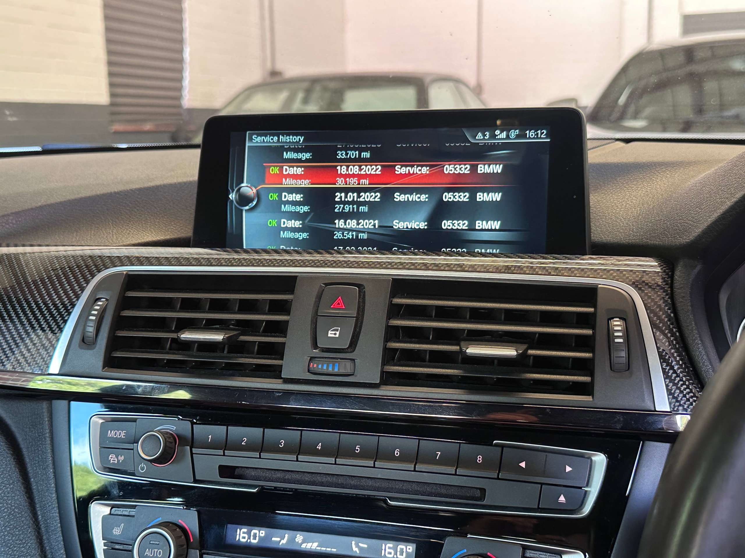2017 BMW M4 2017 BMW M4