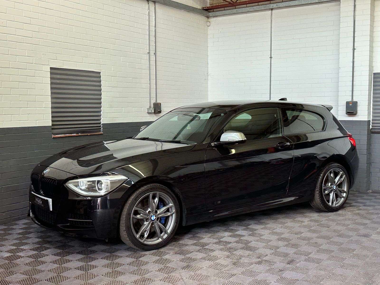 A 2013 BMW 1 SERIES A 2013 BMW 1 SERIES