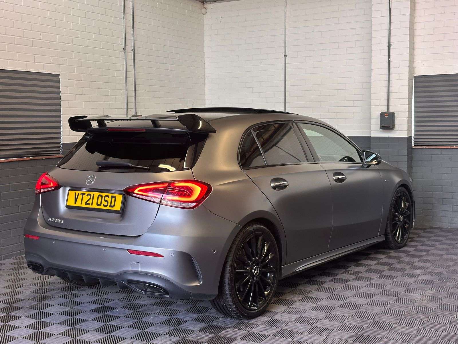 2021 MERCEDES-BENZ A CLASS 2021 MERCEDES-BENZ A CLASS