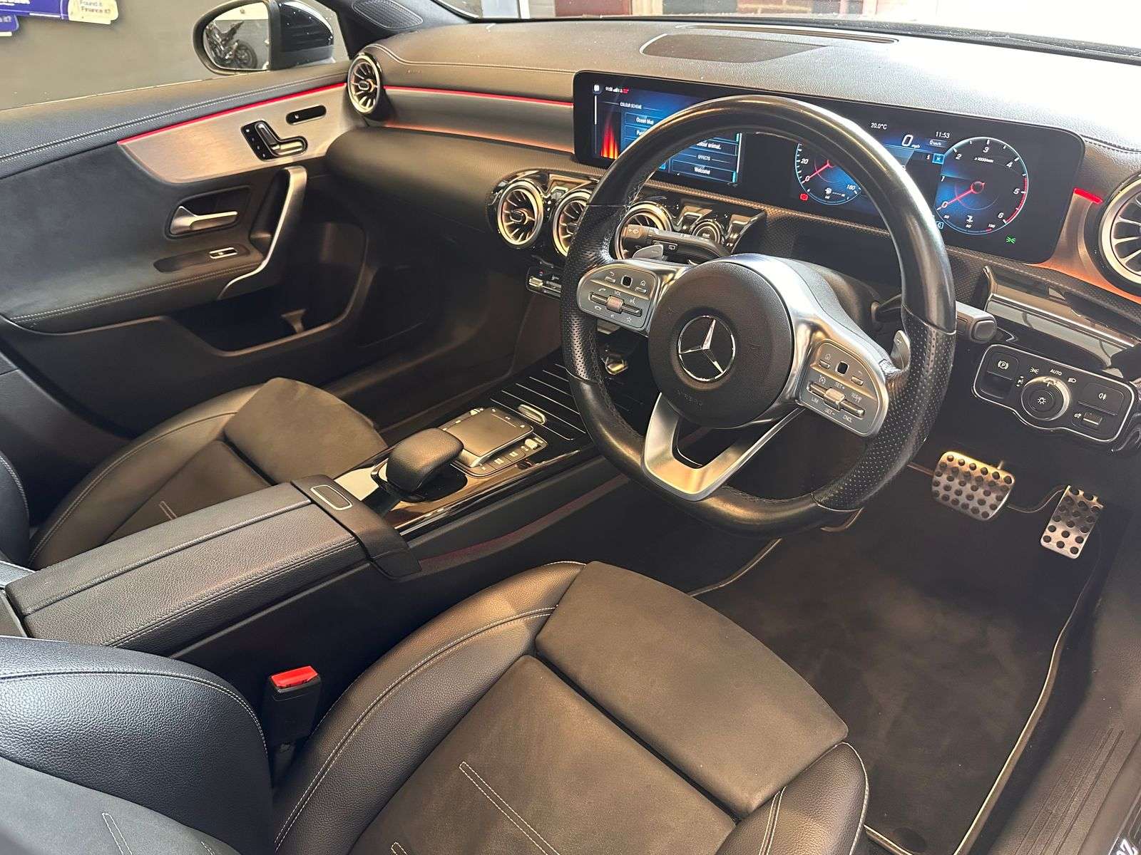 2021 MERCEDES-BENZ A CLASS 2021 MERCEDES-BENZ A CLASS