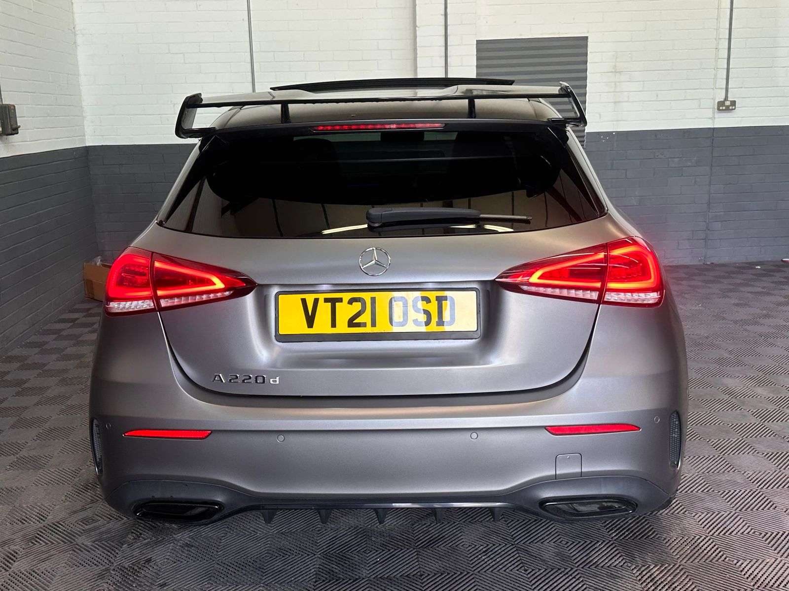 2021 MERCEDES-BENZ A CLASS 2021 MERCEDES-BENZ A CLASS