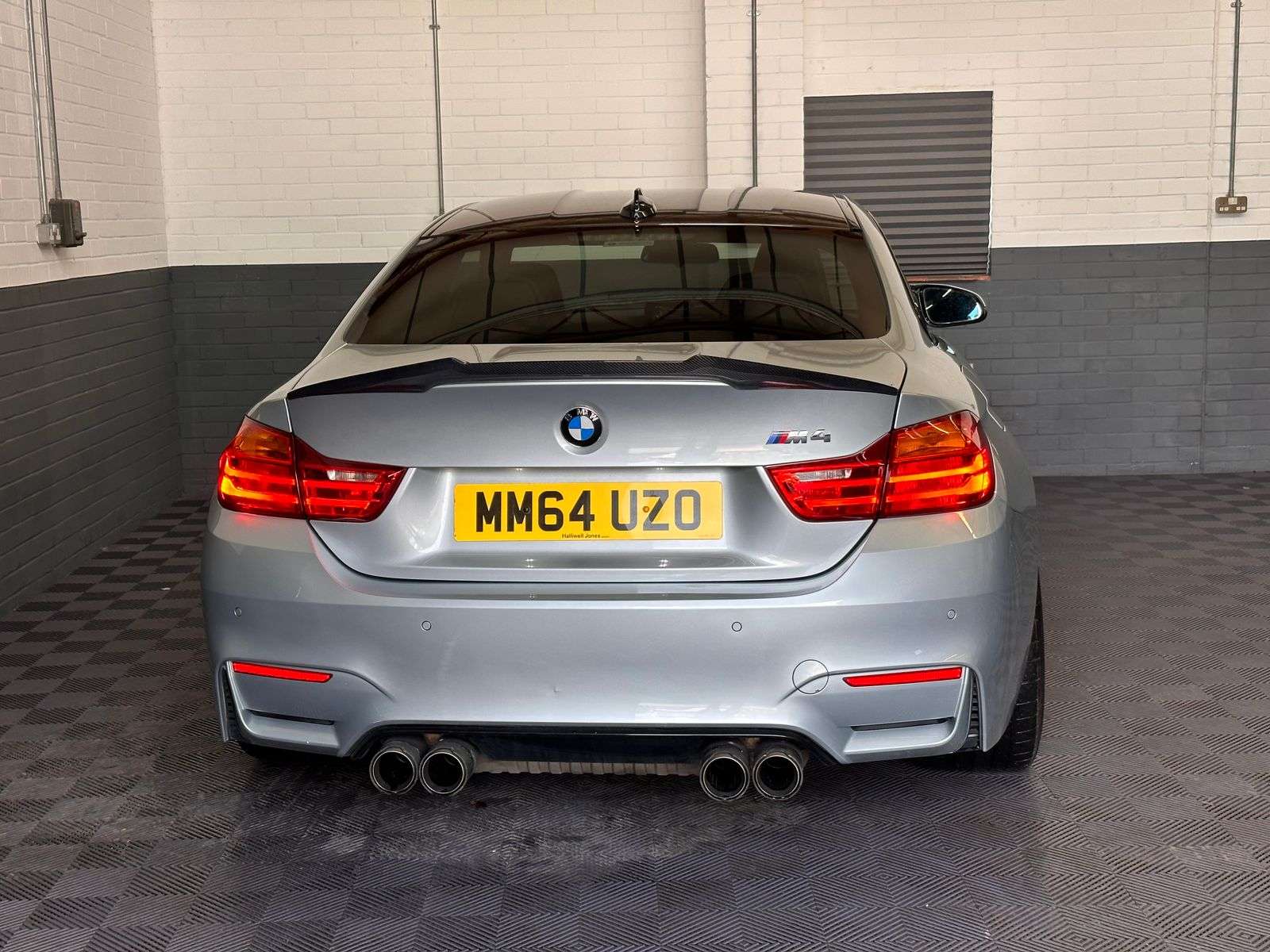 2014 BMW M4 2014 BMW M4