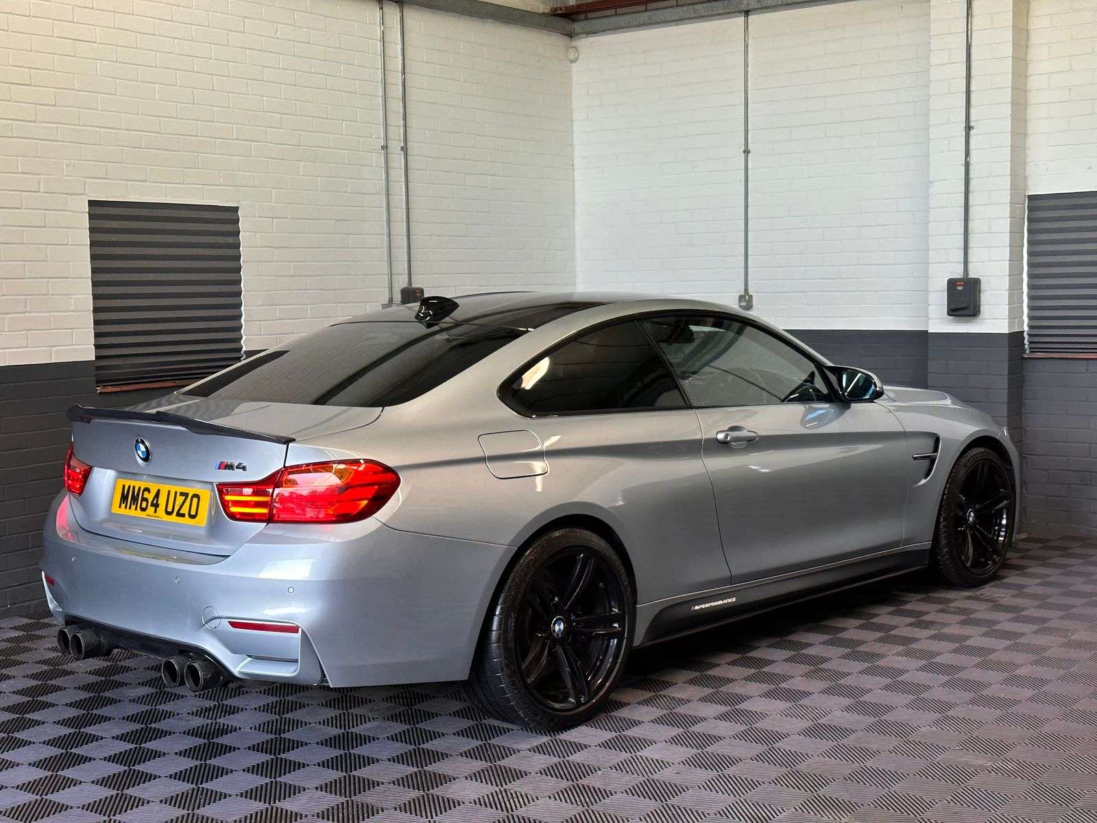 2014 BMW M4 2014 BMW M4