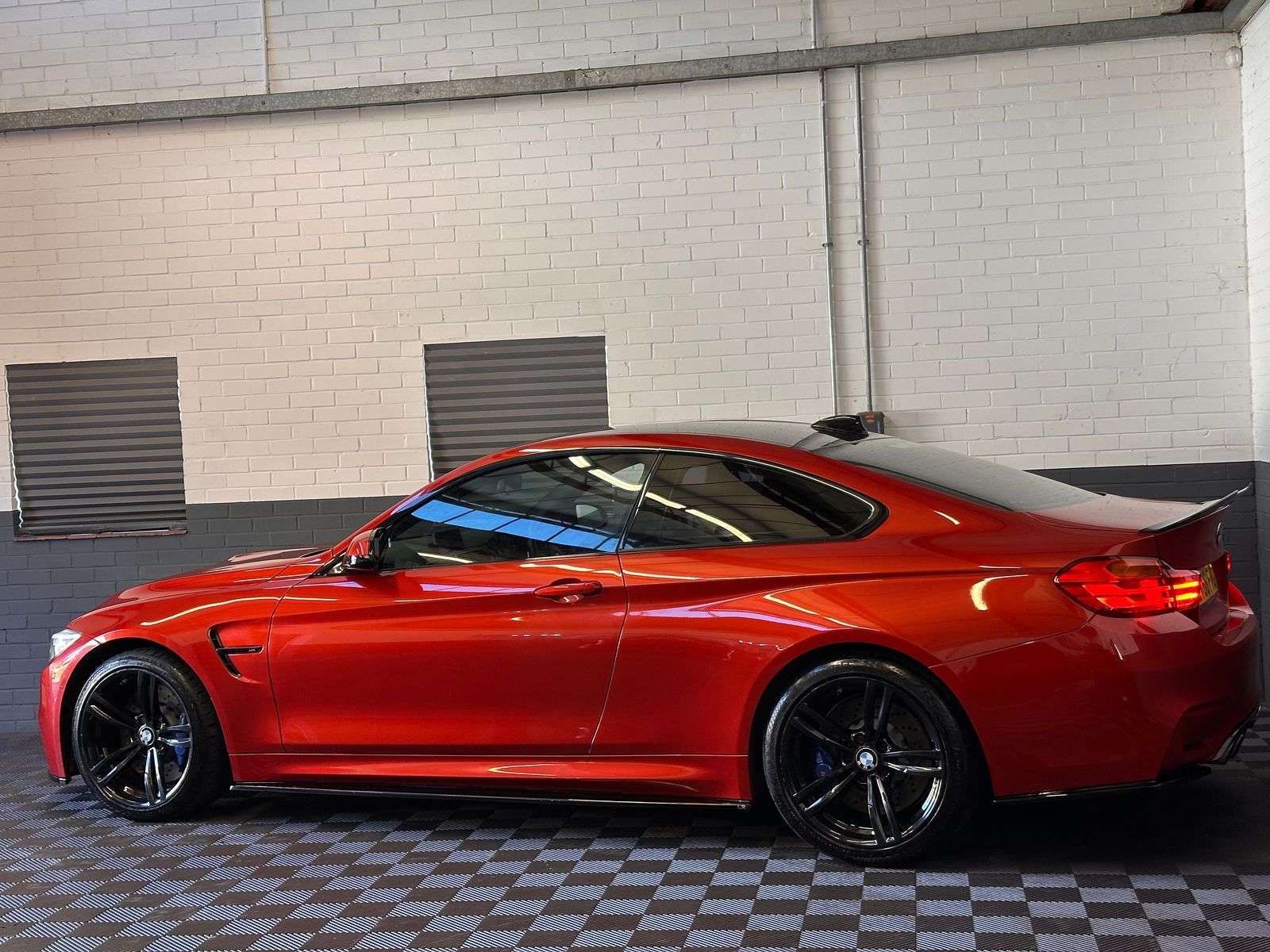 2016 BMW M4 2016 BMW M4