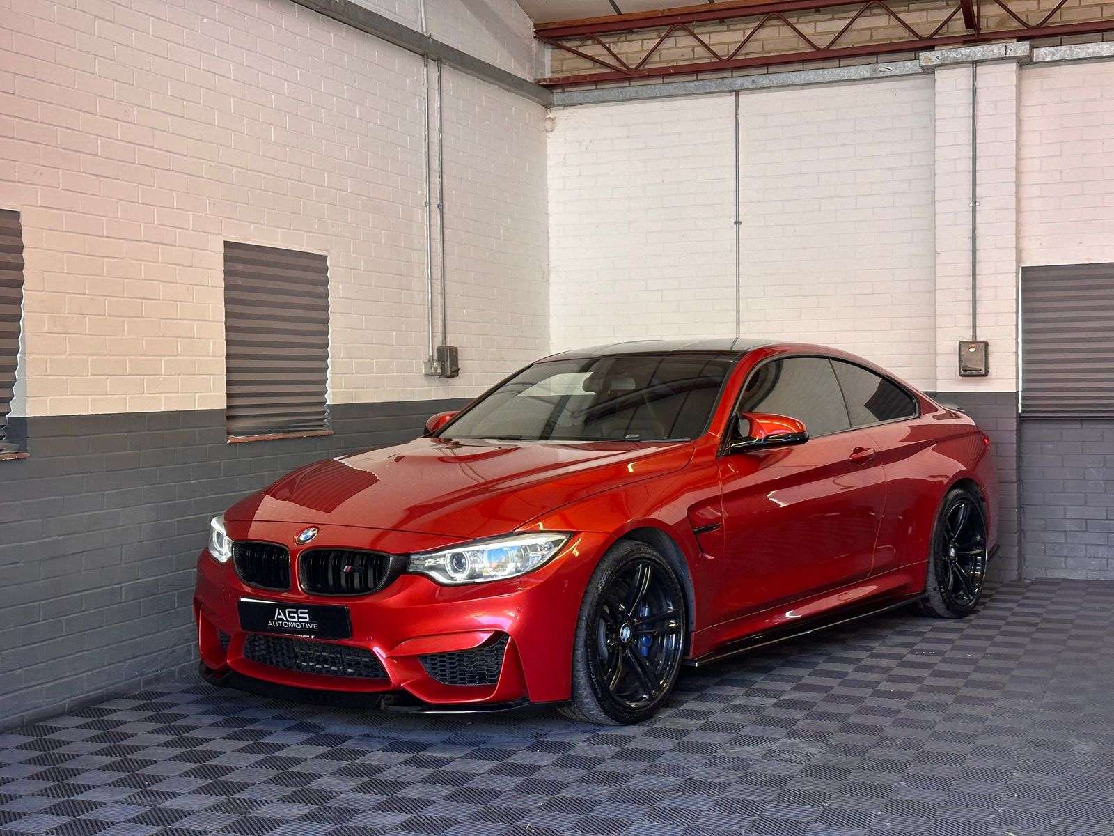 2016 BMW M4 2016 BMW M4