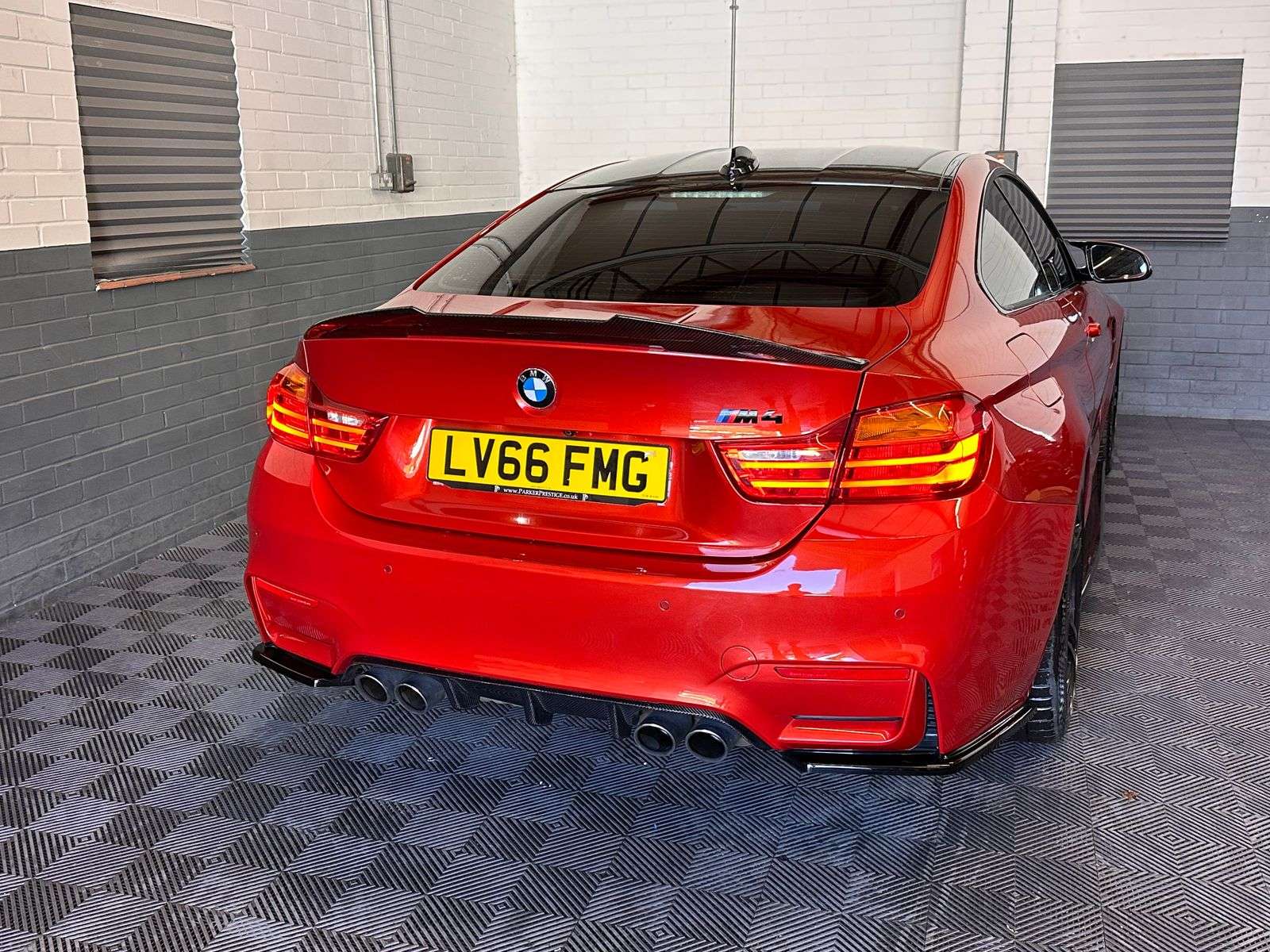 2016 BMW M4 2016 BMW M4