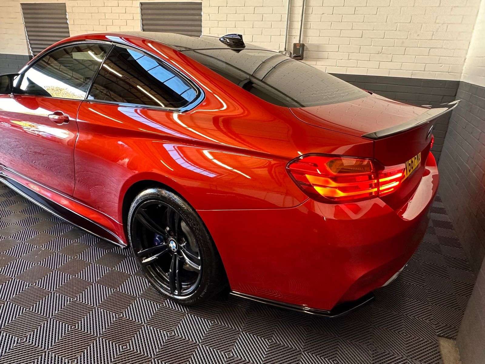 2016 BMW M4 2016 BMW M4