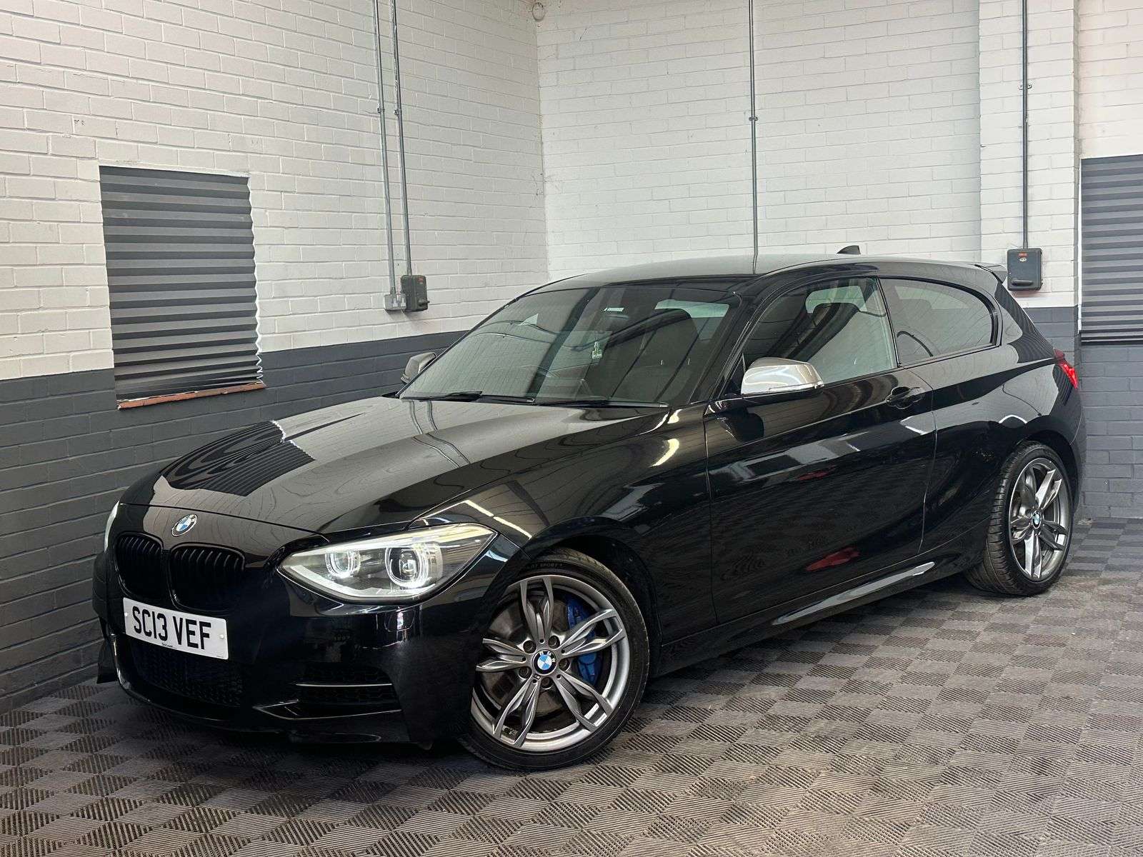 A 2013 BMW 1 SERIES A 2013 BMW 1 SERIES