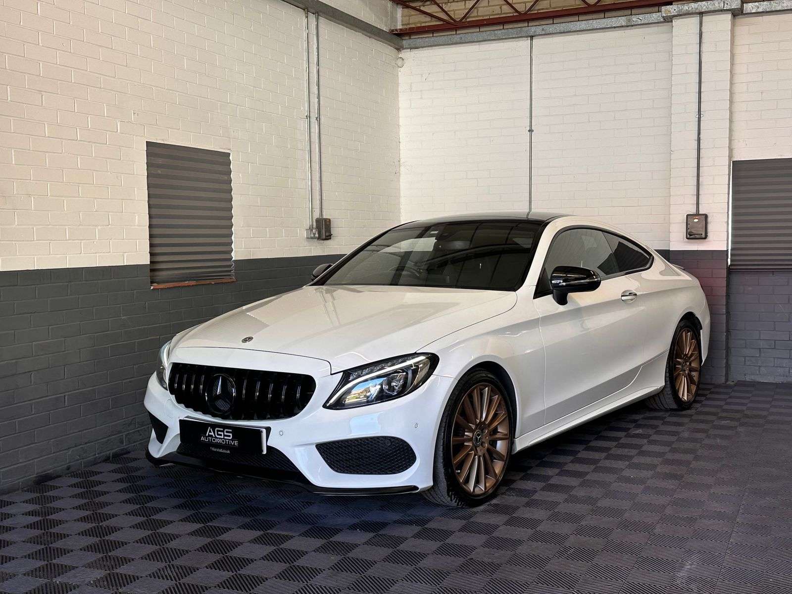 A 2017 MERCEDES-BENZ C CLASS 2.1 C220d AMG Line (Premium) Coupe 2dr Diesel G-Tronic+ Euro 6 (s/s) (170 ps) A 2017 MERCEDES-BENZ C CLASS 2.1 C220d AMG Line (Premium) Coupe 2dr Diesel G-Tronic+ Euro 6 (s/s) (170 ps)