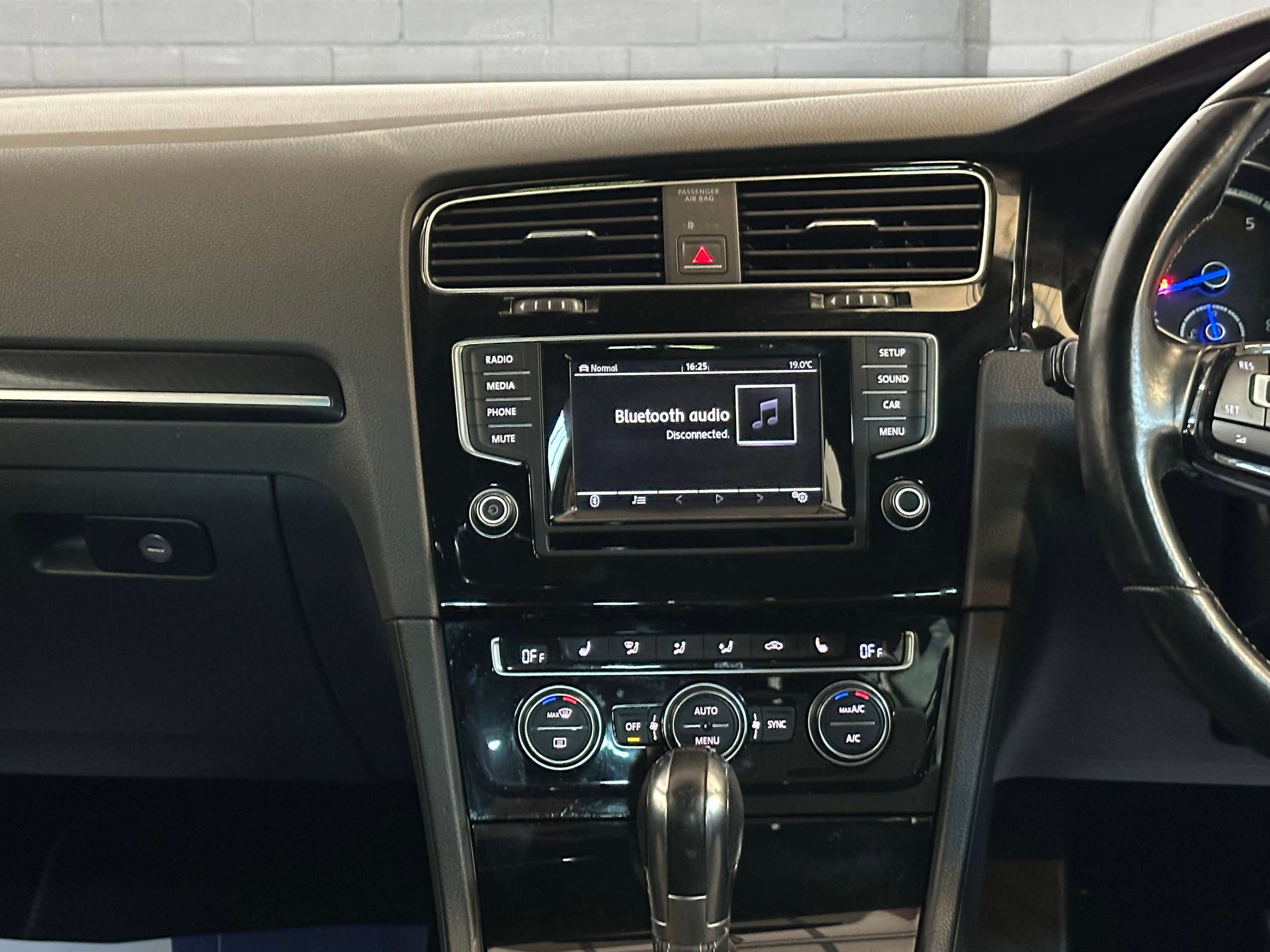 2015 VOLKSWAGEN GOLF 2015 VOLKSWAGEN GOLF