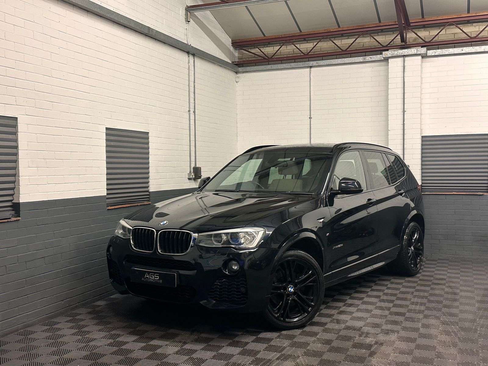 A 2015 BMW X3 2.0 20d M Sport SUV 5dr Diesel Auto xDrive Euro 6 (s/s) (190 ps) A 2015 BMW X3 2.0 20d M Sport SUV 5dr Diesel Auto xDrive Euro 6 (s/s) (190 ps)
