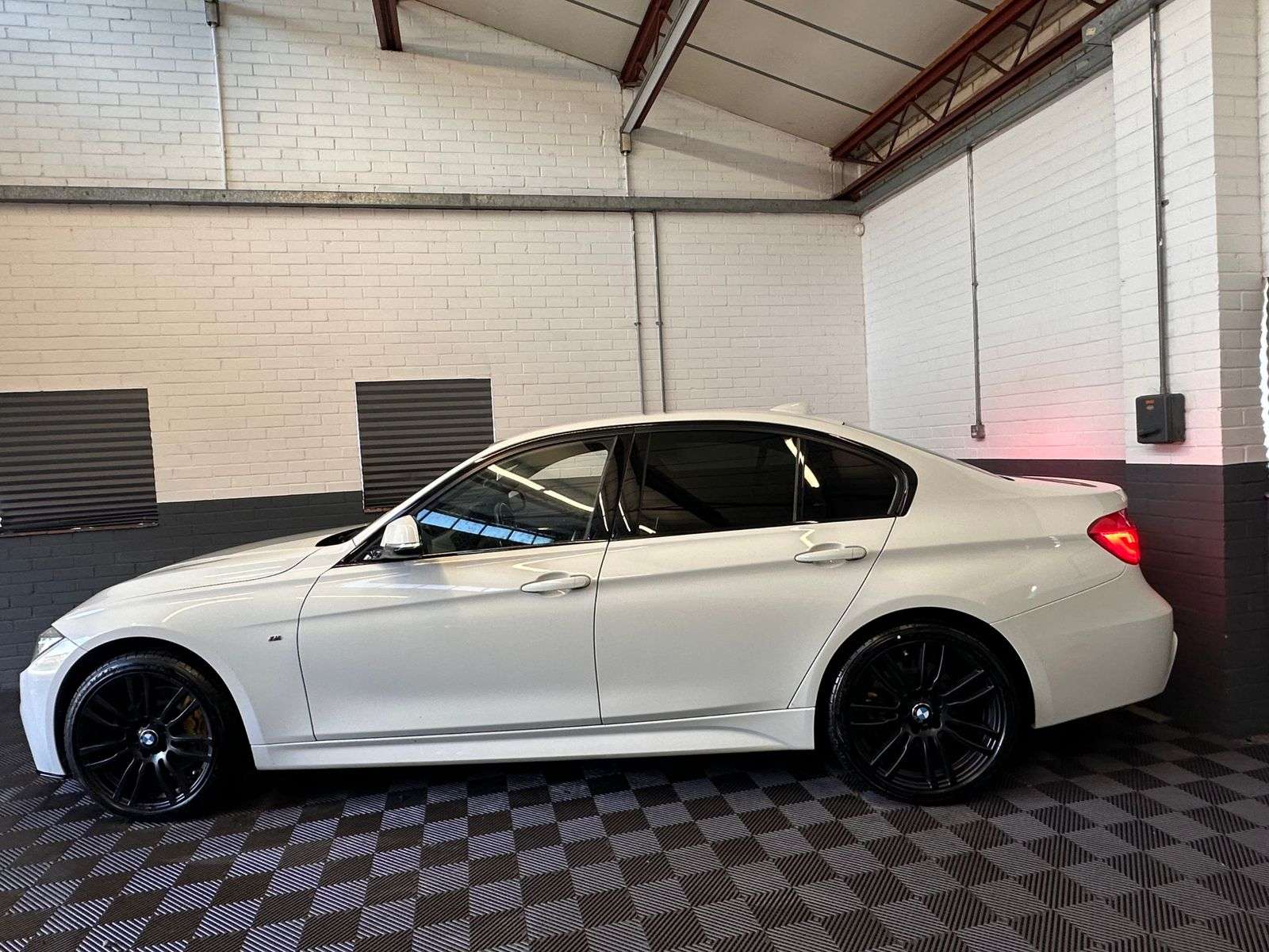 2017 BMW 3 SERIES 2017 BMW 3 SERIES