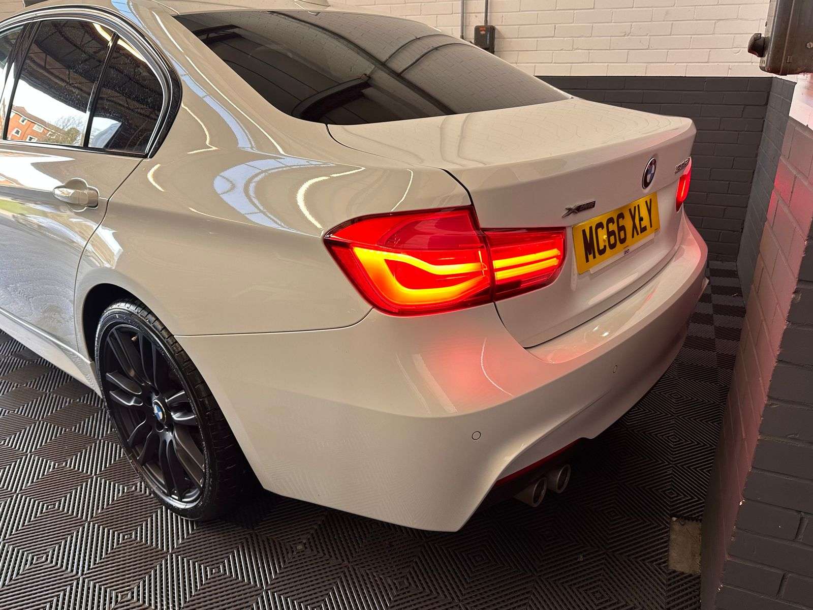 2017 BMW 3 SERIES 2017 BMW 3 SERIES