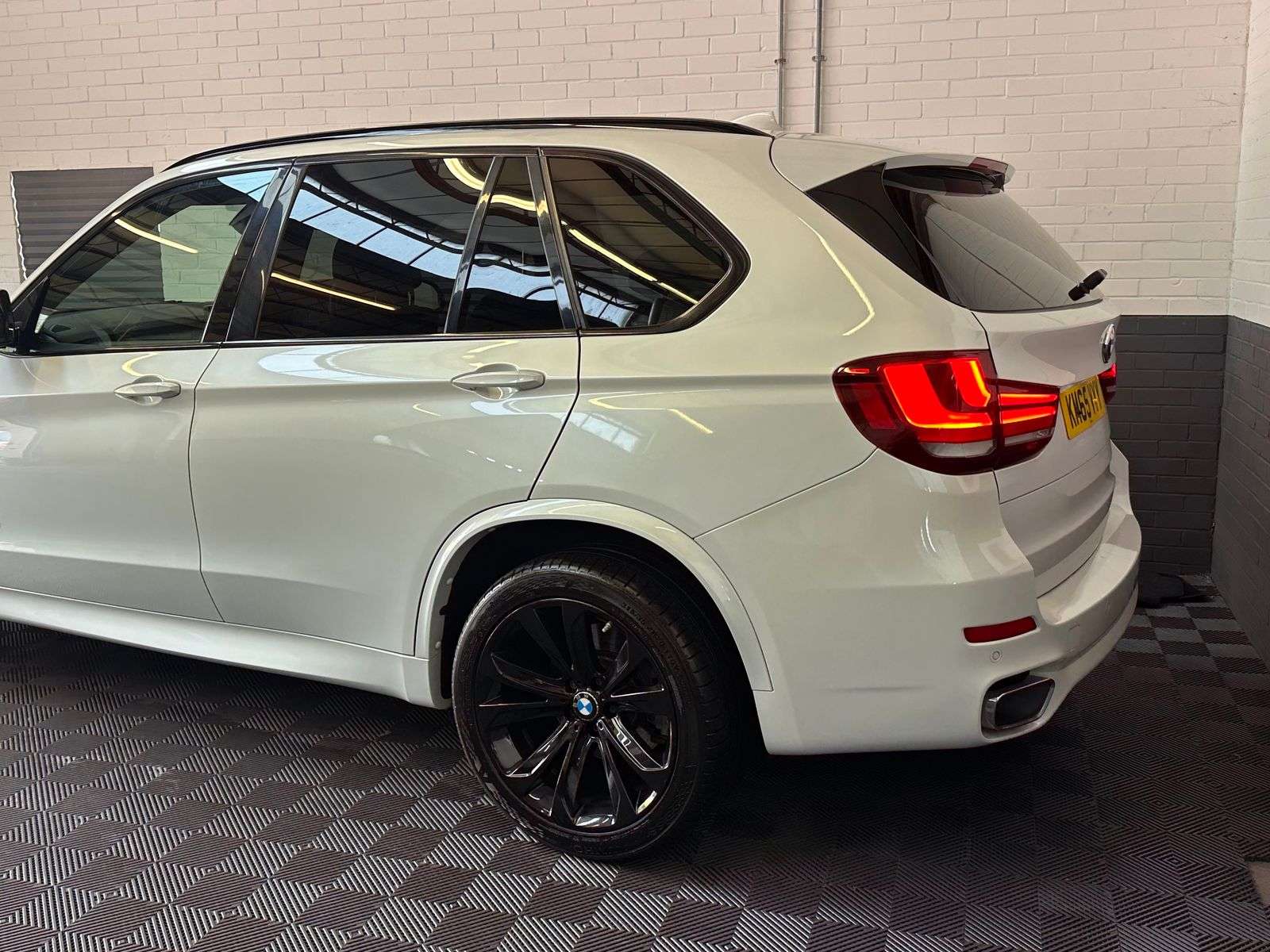 2015 BMW X5 2015 BMW X5