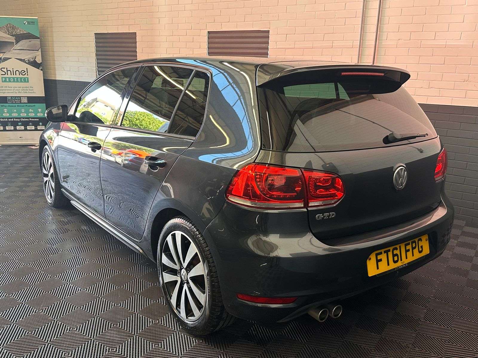 2011 VOLKSWAGEN GOLF 2011 VOLKSWAGEN GOLF