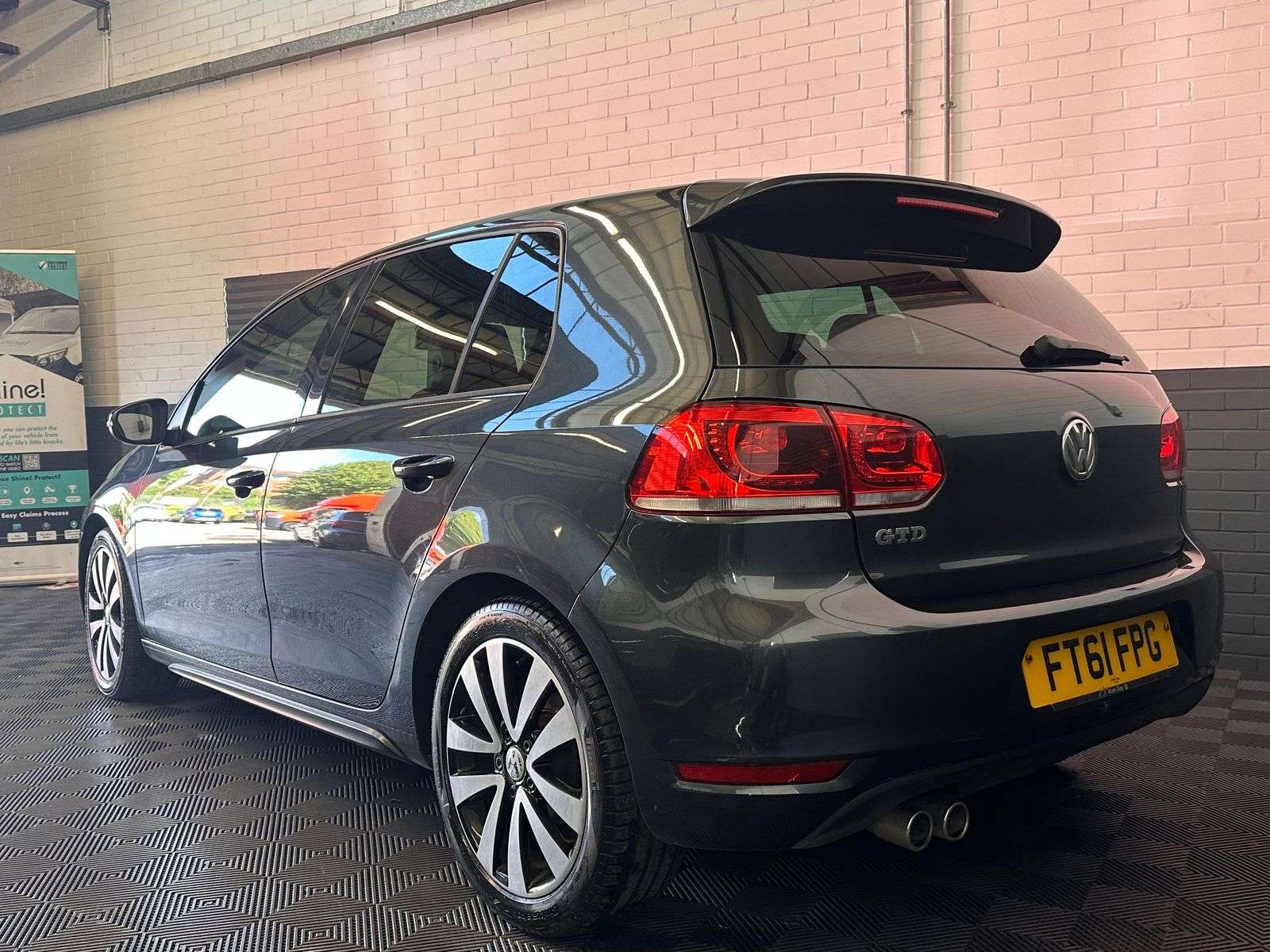2011 VOLKSWAGEN GOLF 2011 VOLKSWAGEN GOLF