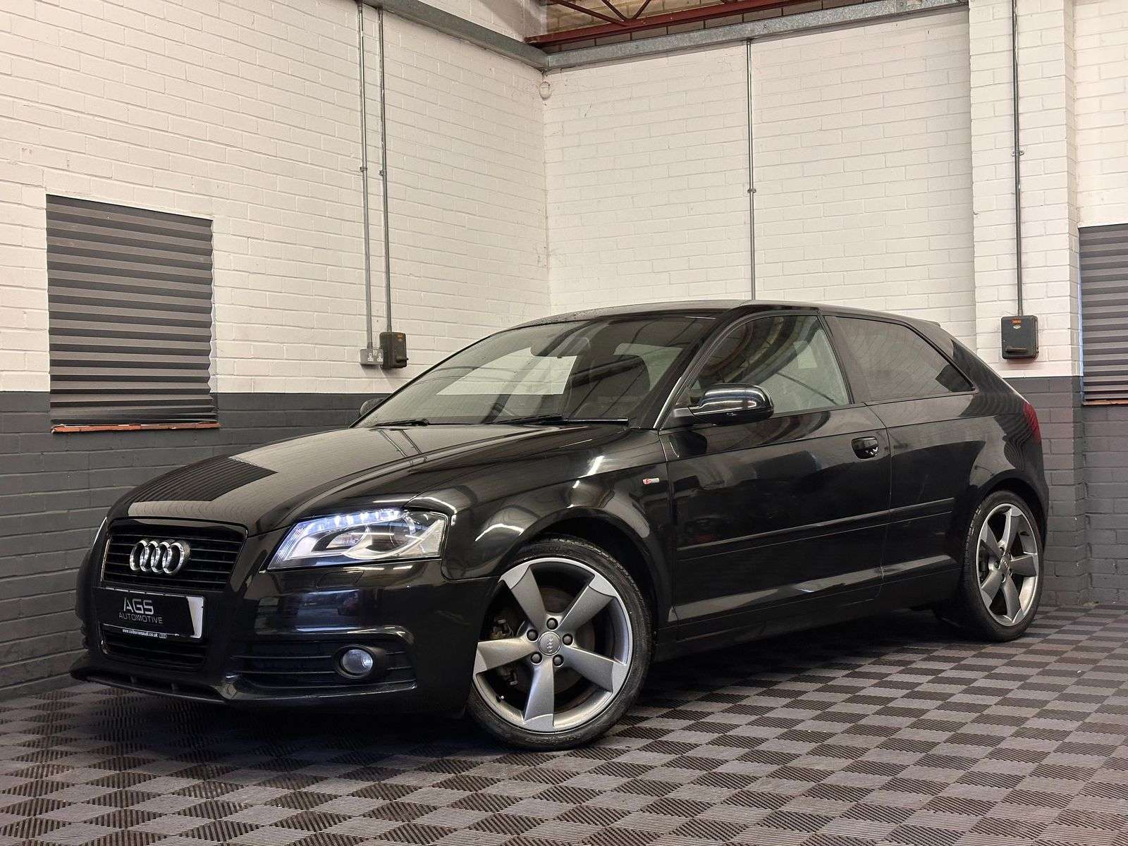 A 2011 AUDI A3 2.0 TFSI Black Edition Hatchback 3dr Petrol Manual Euro 5 (200 ps) A 2011 AUDI A3 2.0 TFSI Black Edition Hatchback 3dr Petrol Manual Euro 5 (200 ps)